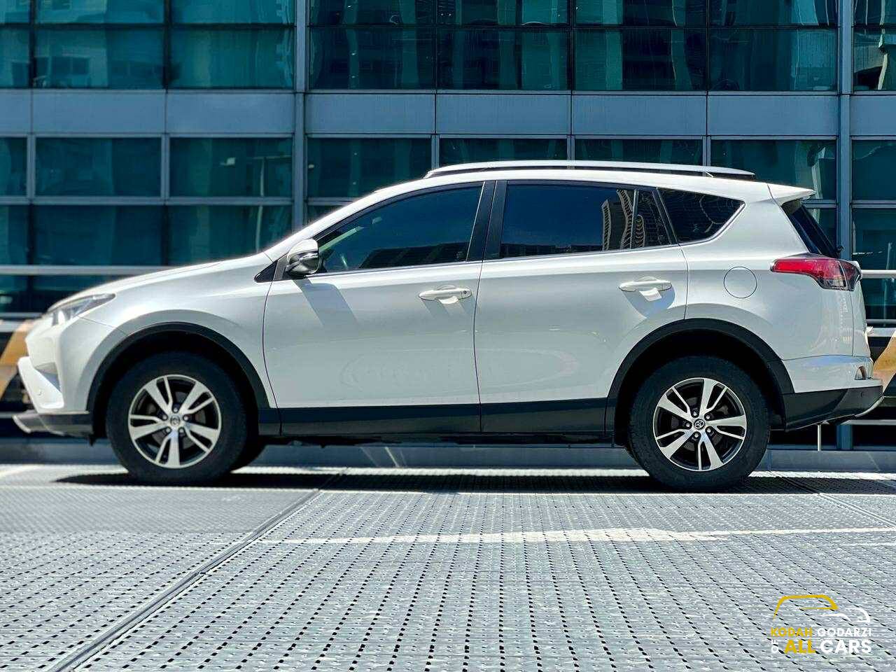 2018 Toyota Rav4 2.5 Premium, Automatic, Gas