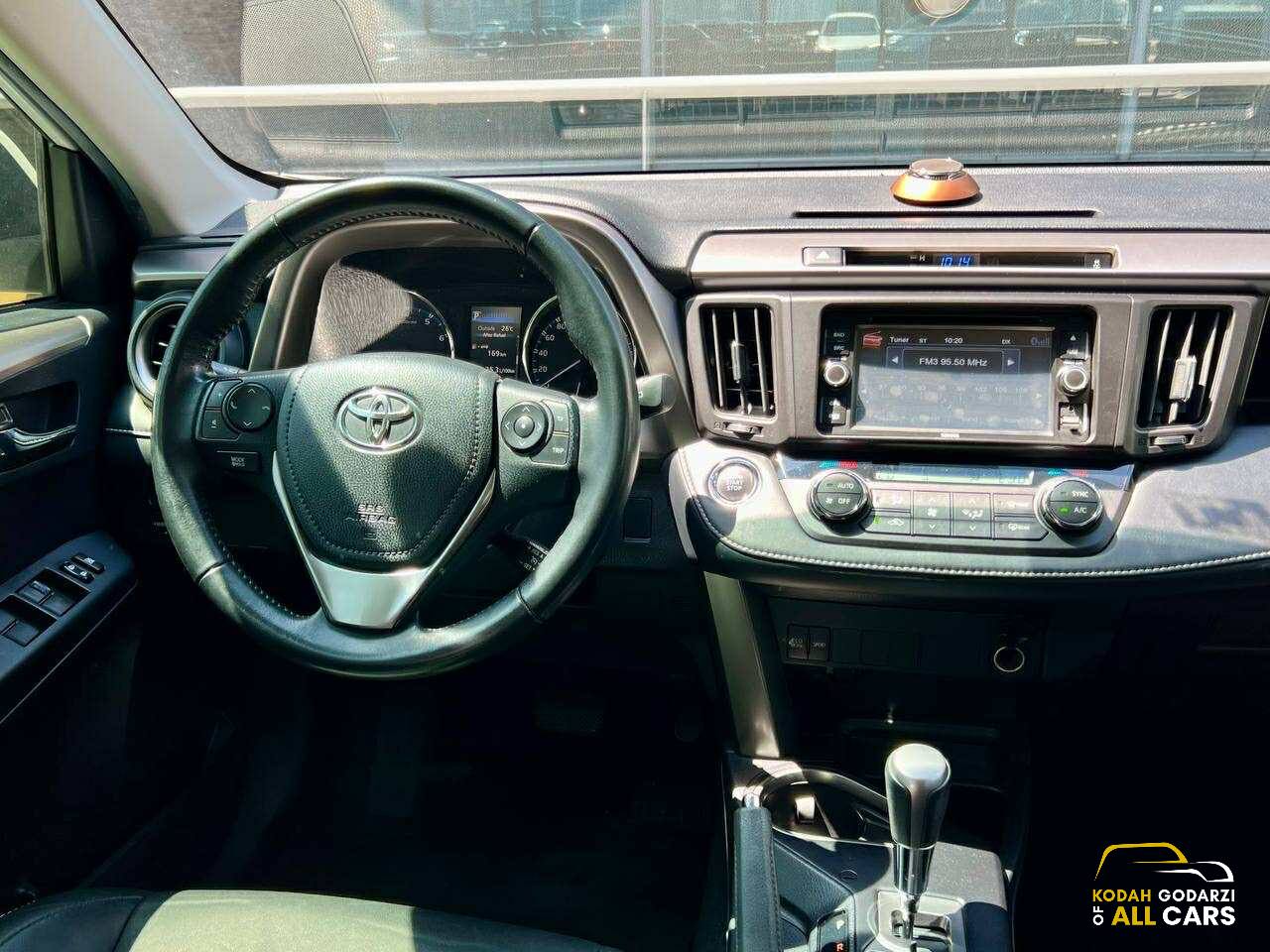 2018 Toyota Rav4 2.5 Premium, Automatic, Gas