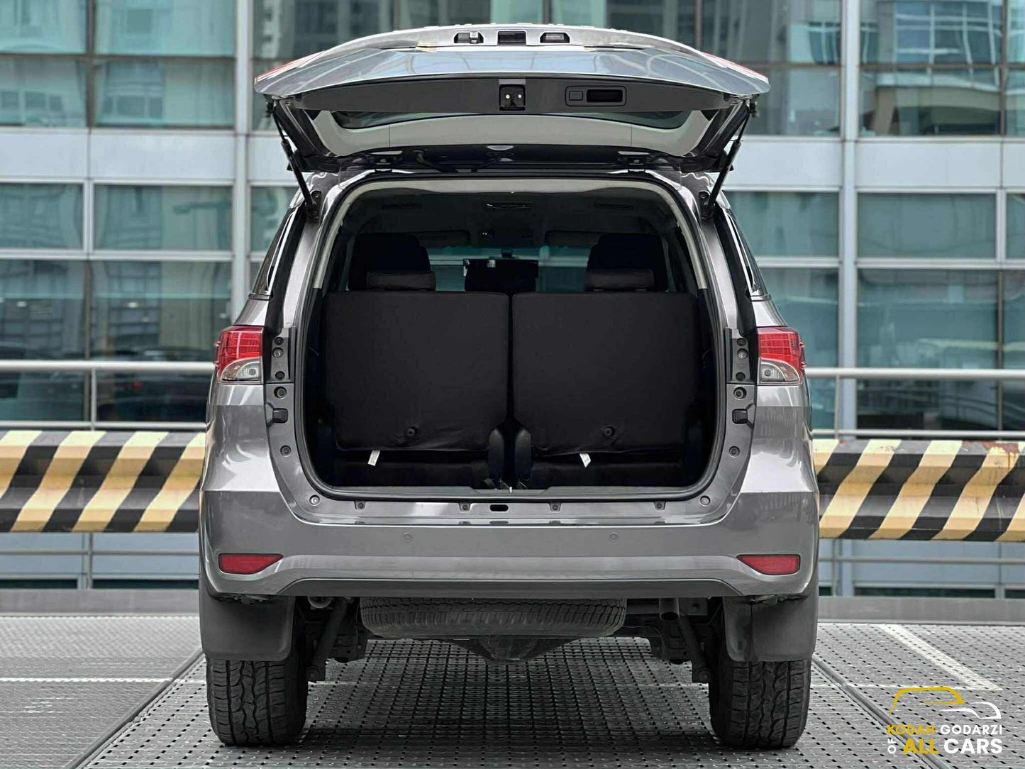 2018 Toyota Fortuner 4x2 G, Automatic, Gas
