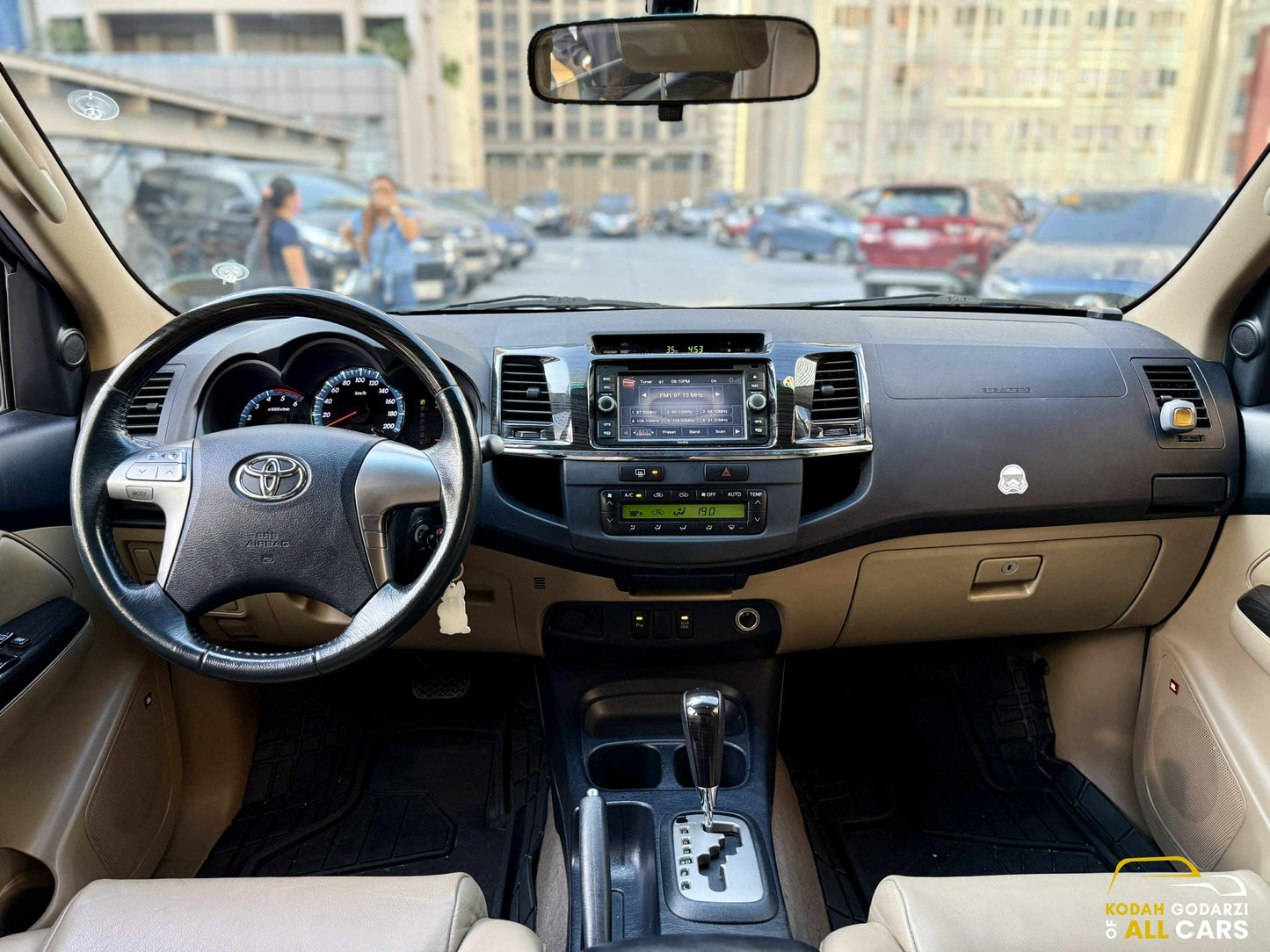 2014 Toyota Fortuner 2.4 V 4x2, Automatic, Diesel