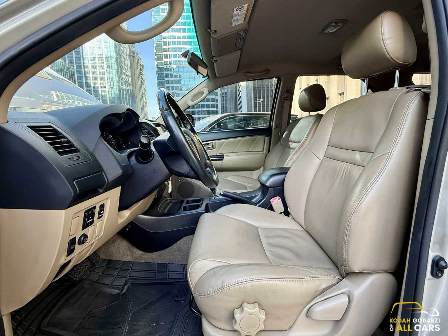 2014 Toyota Fortuner 2.4 V 4x2, Automatic, Diesel