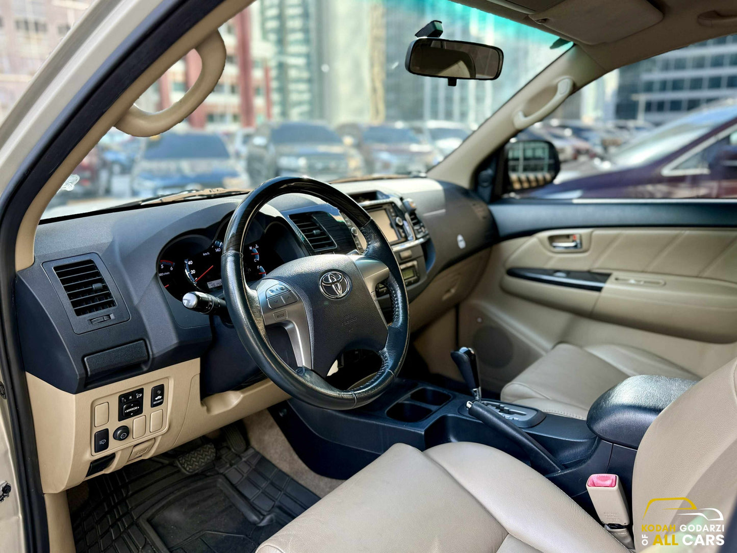 2014 Toyota Fortuner 2.4 V 4x2, Automatic, Diesel