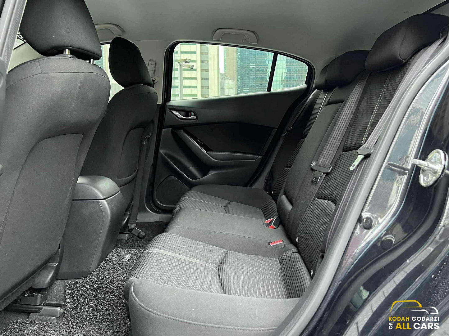 2018 Mazda 3 Hatchback 1.5 V, Automatic, Gas