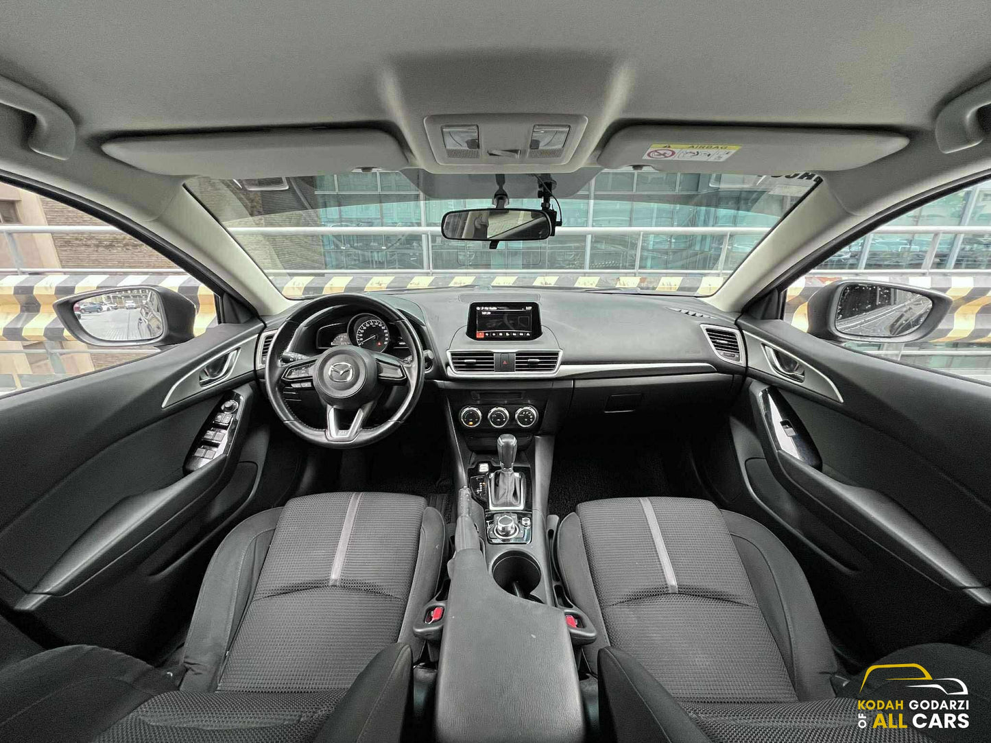 2018 Mazda 3 Hatchback 1.5 V, Automatic, Gas