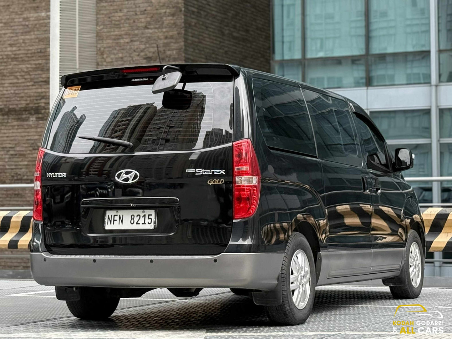 2020 Hyundai Grand Starex 2.5 Gold, Automatic, Diesel