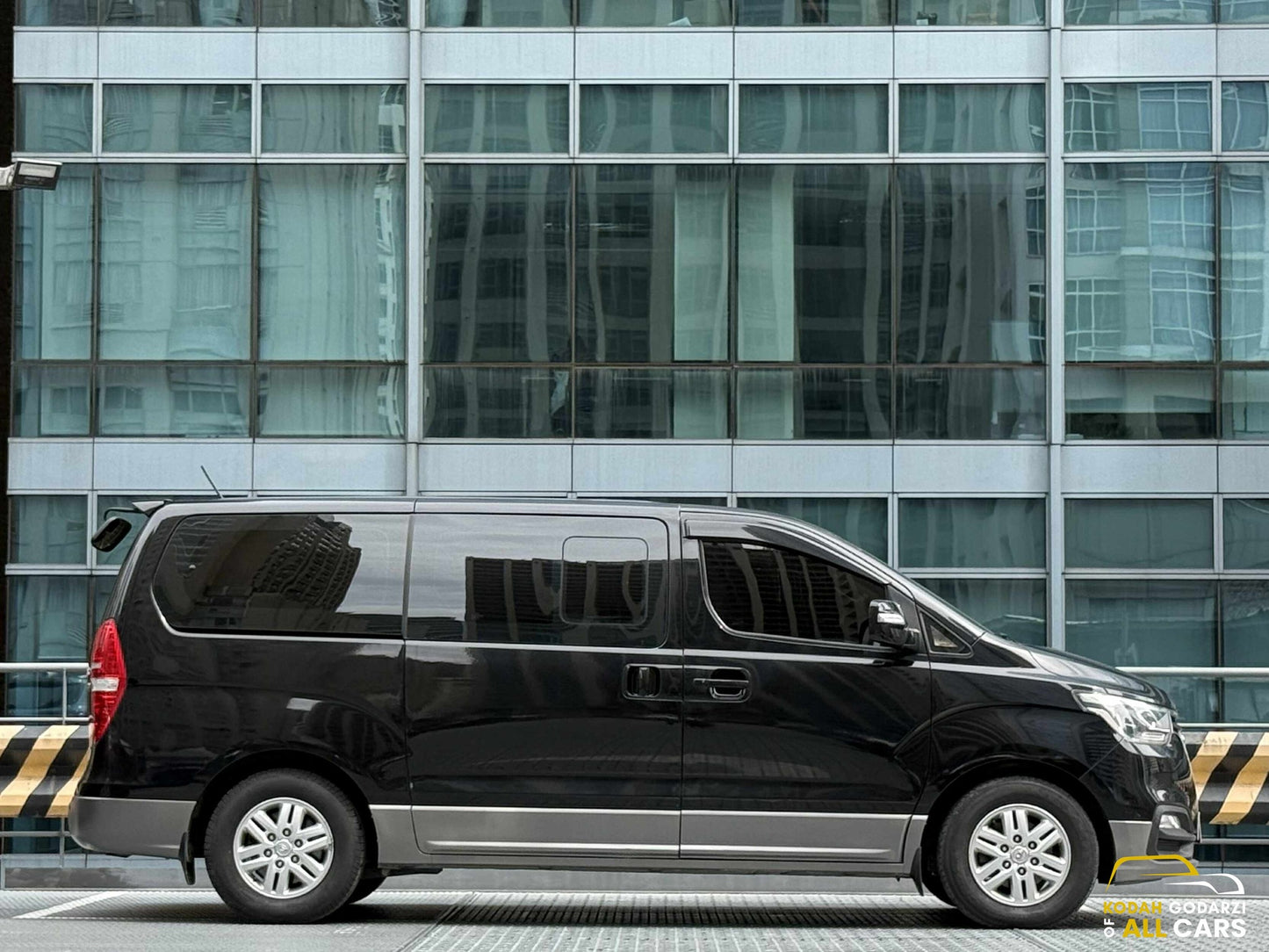 2020 Hyundai Grand Starex 2.5 Gold, Automatic, Diesel
