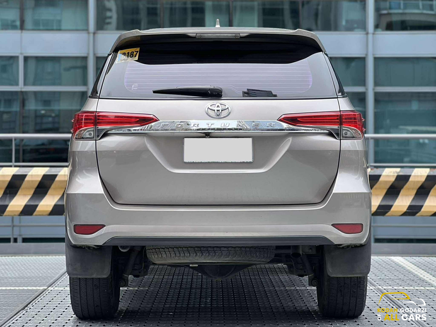 2016 Toyota Fortuner 2.4 G, Automatic, Diesel (Mint Condition)