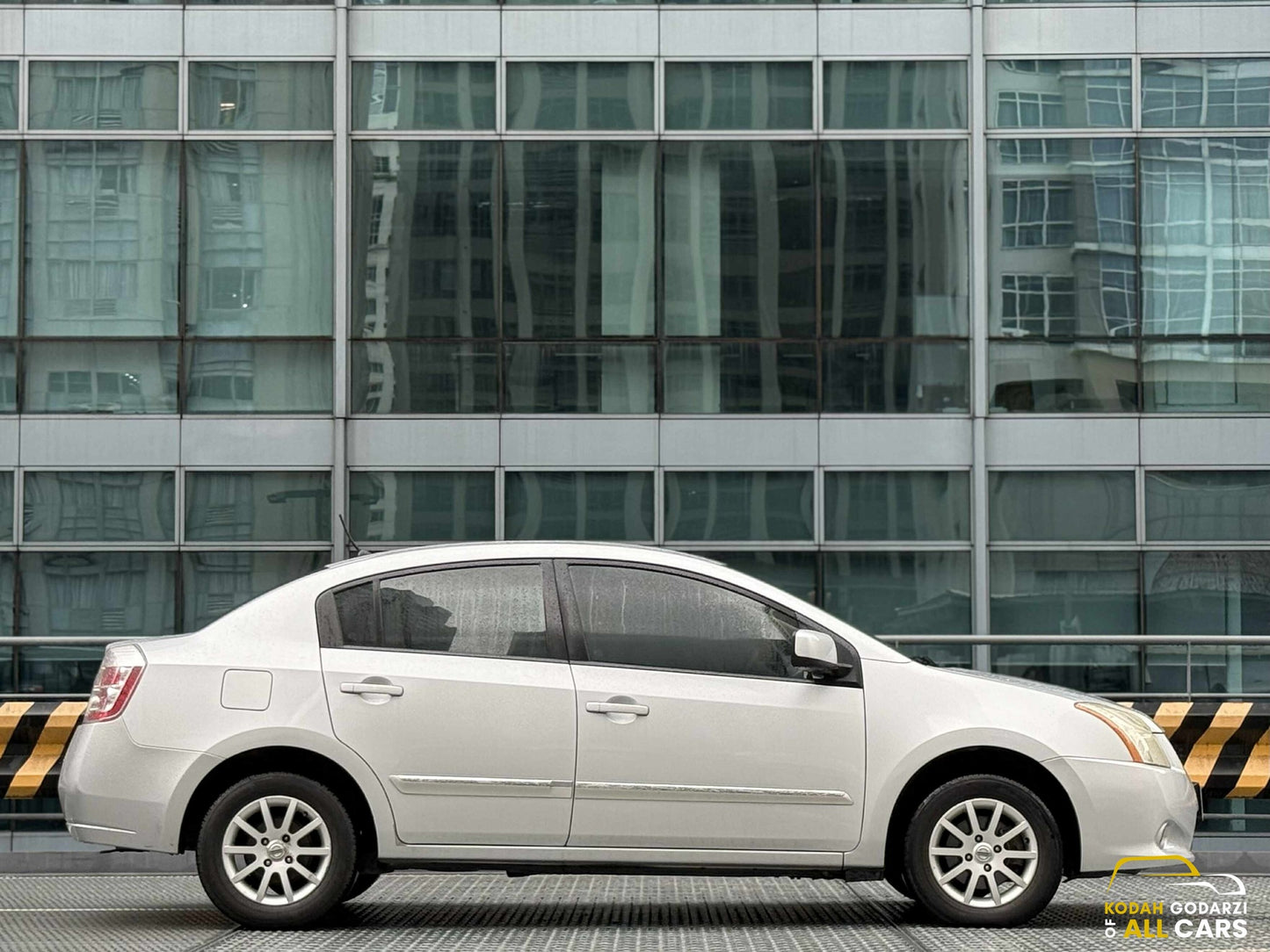 2012 Nissan Sentra 2.0, Manual, Gas