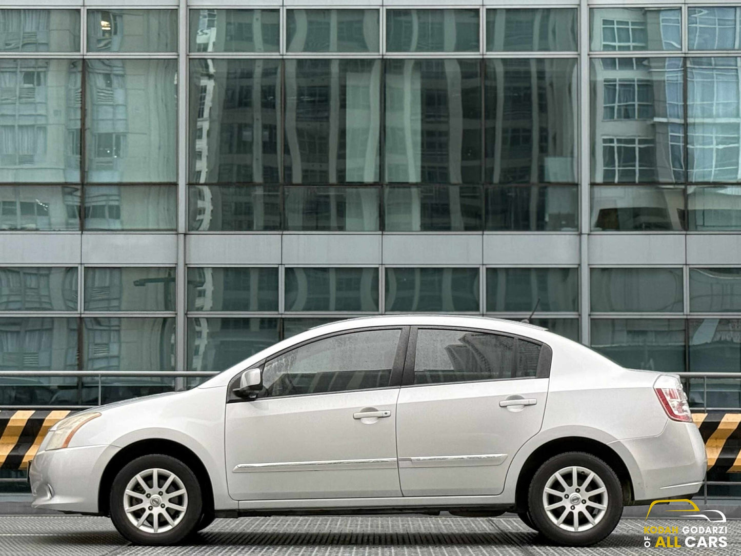2012 Nissan Sentra 2.0, Manual, Gas