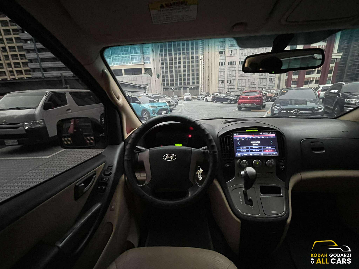 2015 Hyundai Grand Starex 2.5 Gold CRDi, Automatic, Diesel