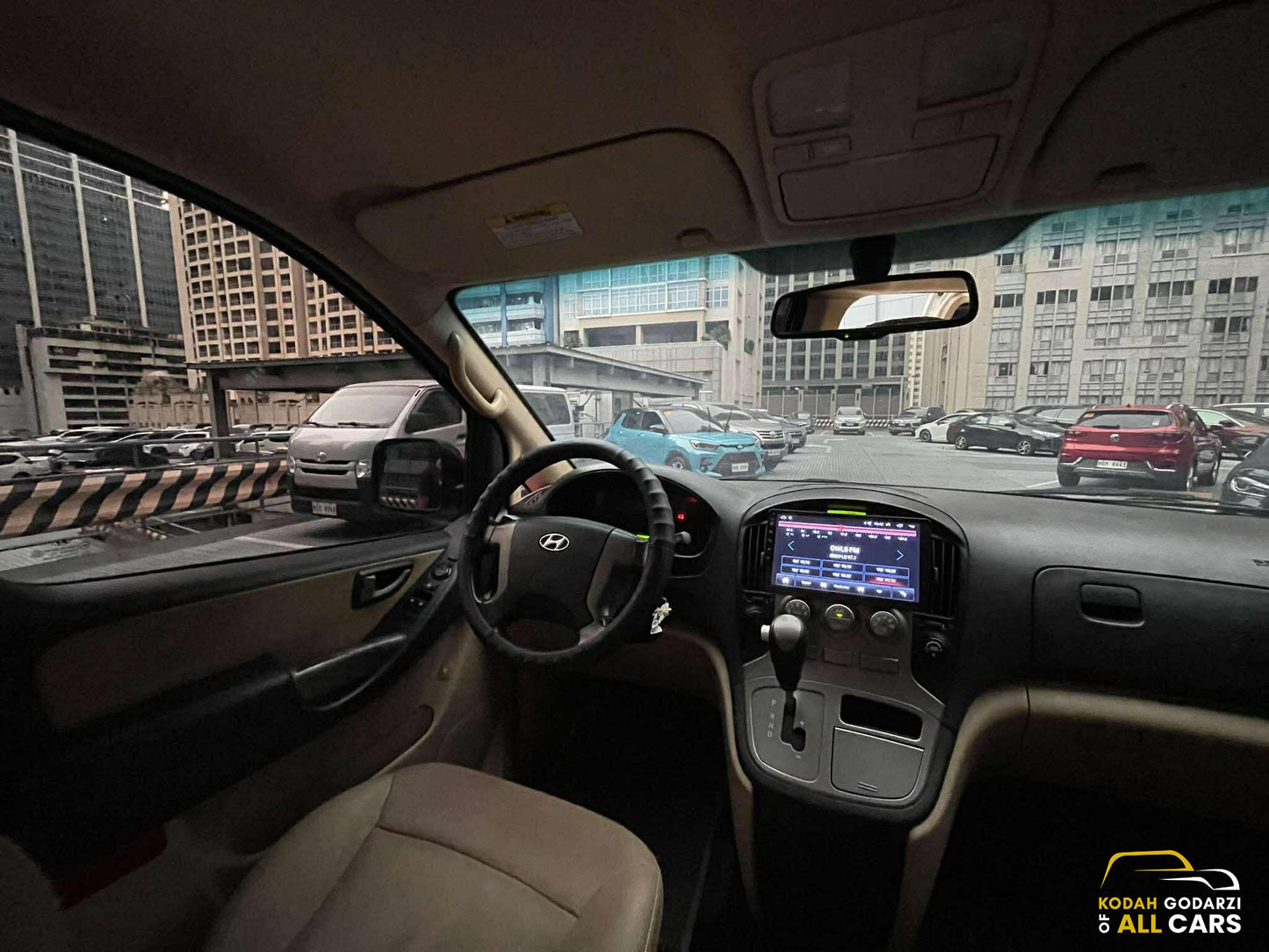 2015 Hyundai Grand Starex 2.5 Gold CRDi, Automatic, Diesel