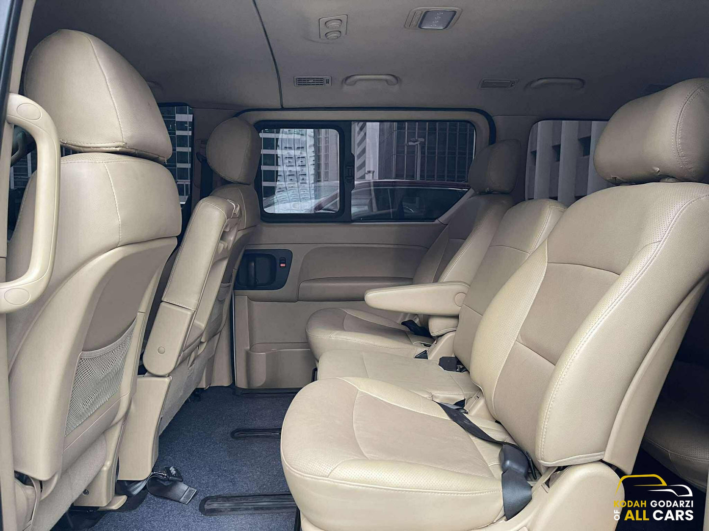 2015 Hyundai Grand Starex 2.5 Gold CRDi, Automatic, Diesel