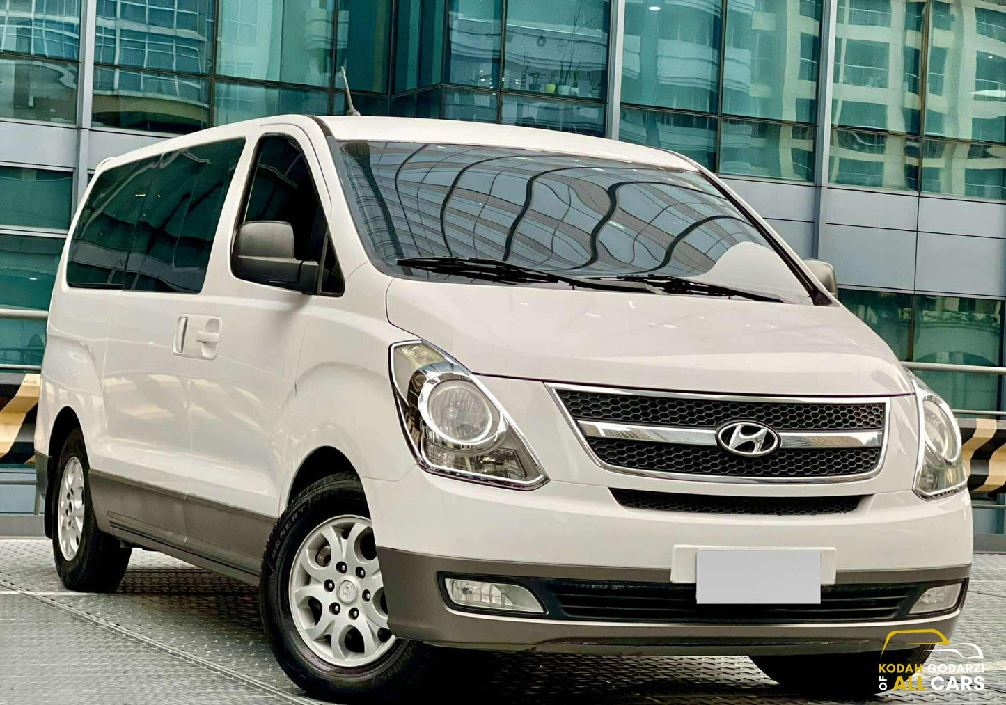 2015 Hyundai Grand Starex 2.5 Gold CRDi, Automatic, Diesel