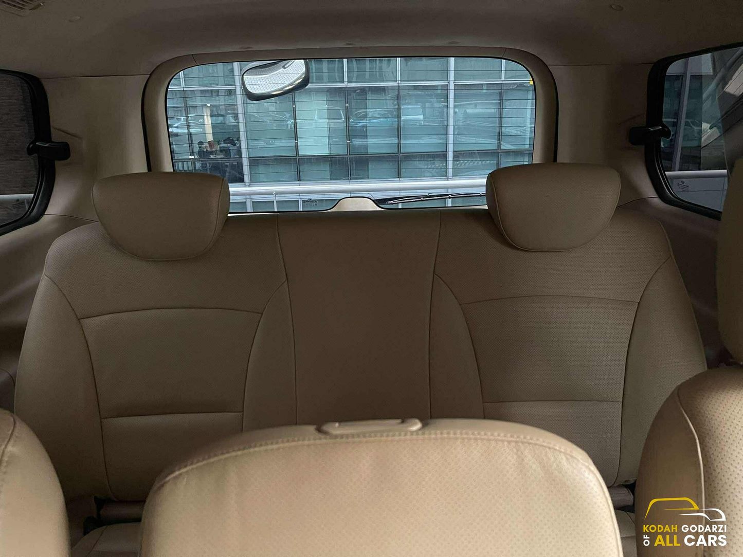 2015 Hyundai Grand Starex 2.5 Gold CRDi, Automatic, Diesel