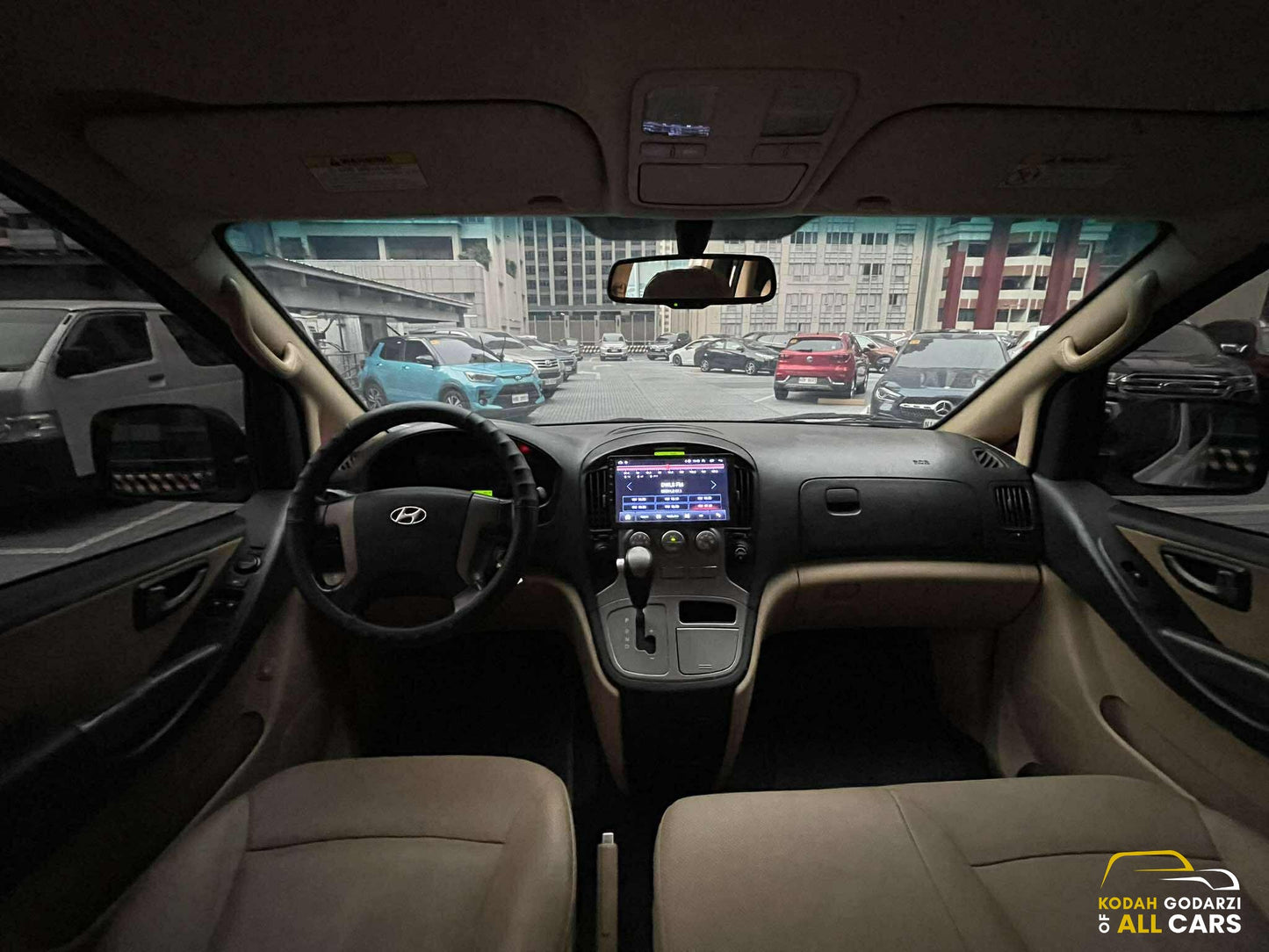 2015 Hyundai Grand Starex 2.5 Gold CRDi, Automatic, Diesel