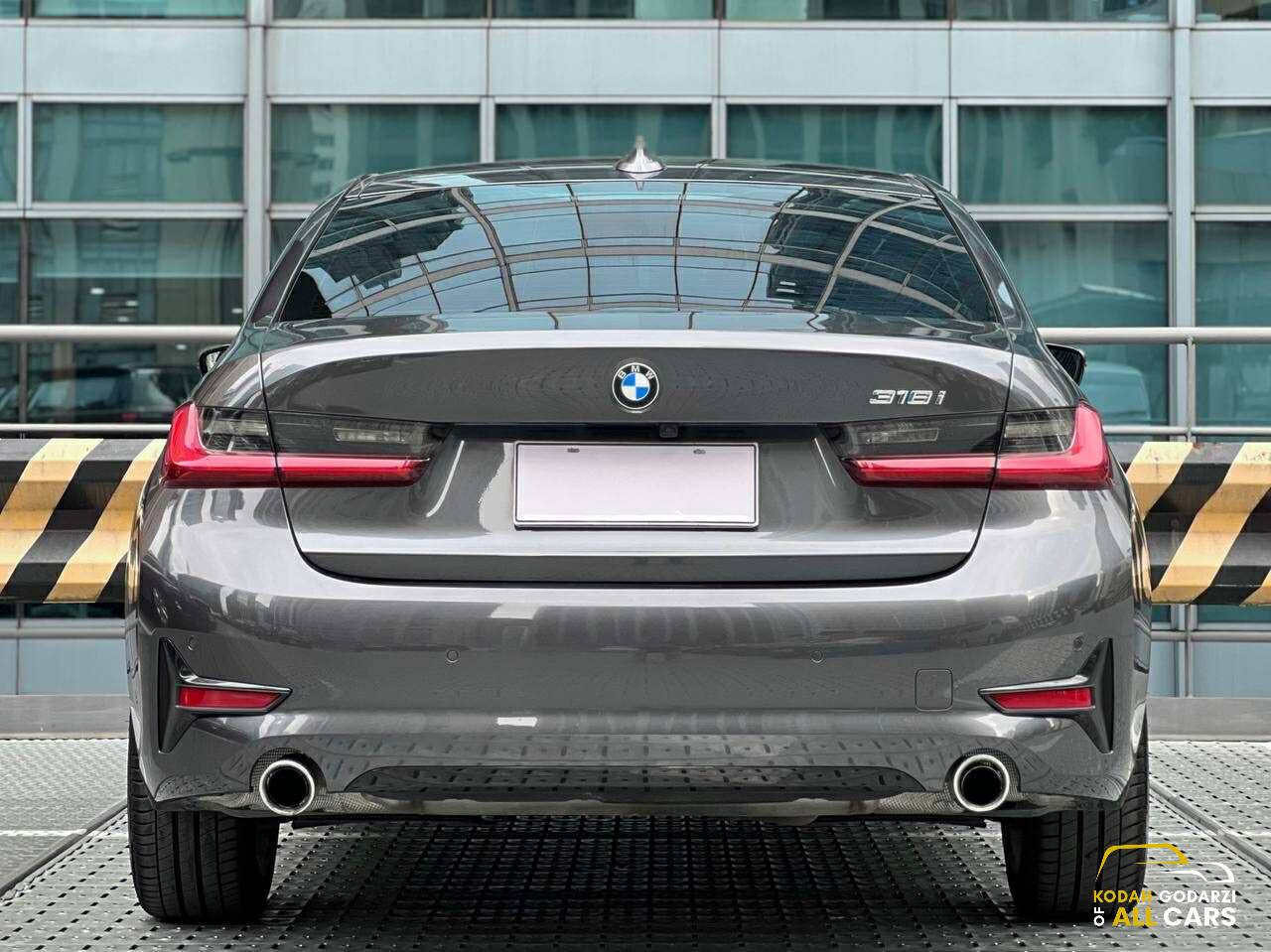 2020 BMW 318i Sport 2.0, Automatic, Gas