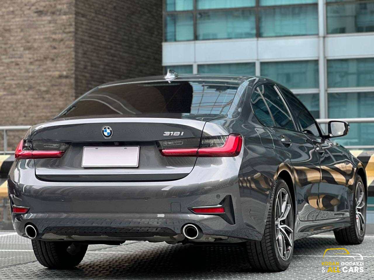 2020 BMW 318i Sport 2.0, Automatic, Gas
