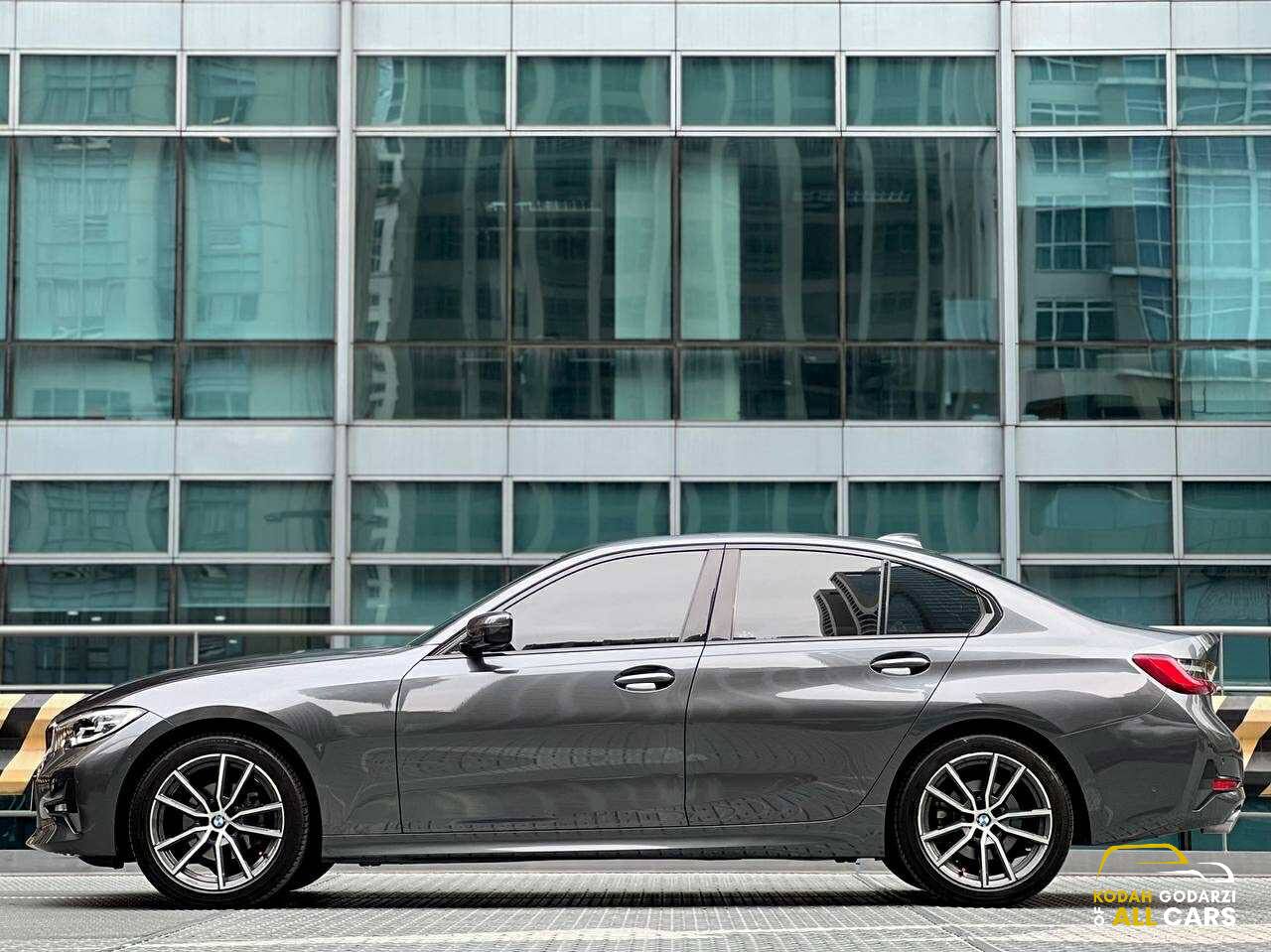 2020 BMW 318i Sport 2.0, Automatic, Gas