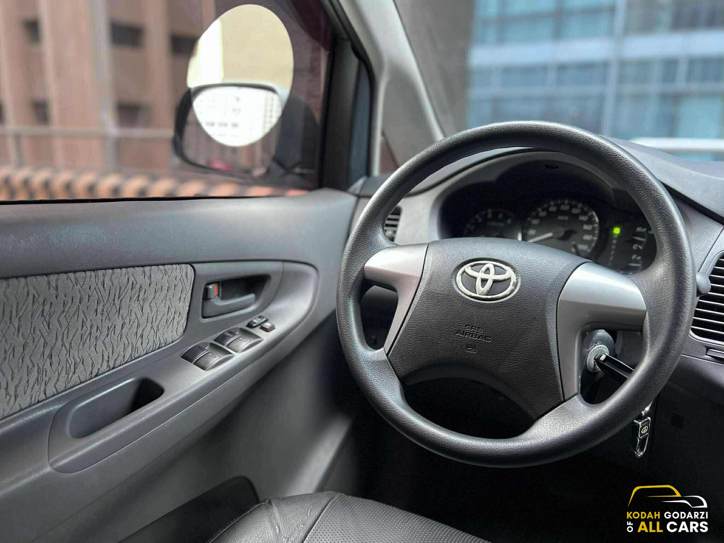 2013 Toyota Innova 2.5 E, Automatic, Diesel