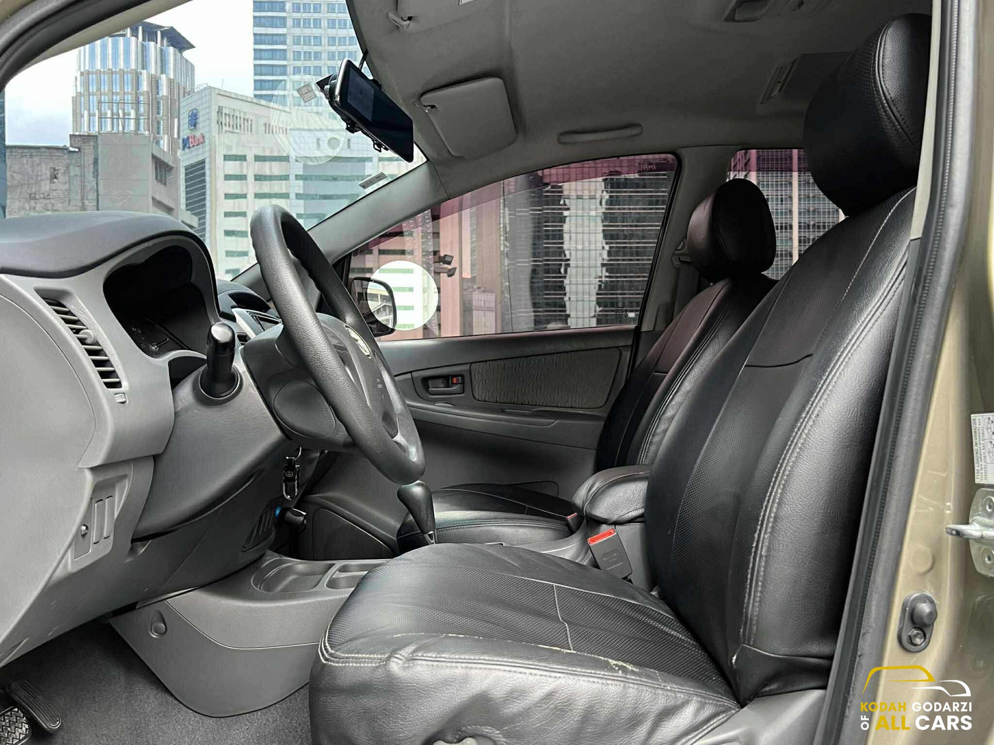 2013 Toyota Innova 2.5 E, Automatic, Diesel