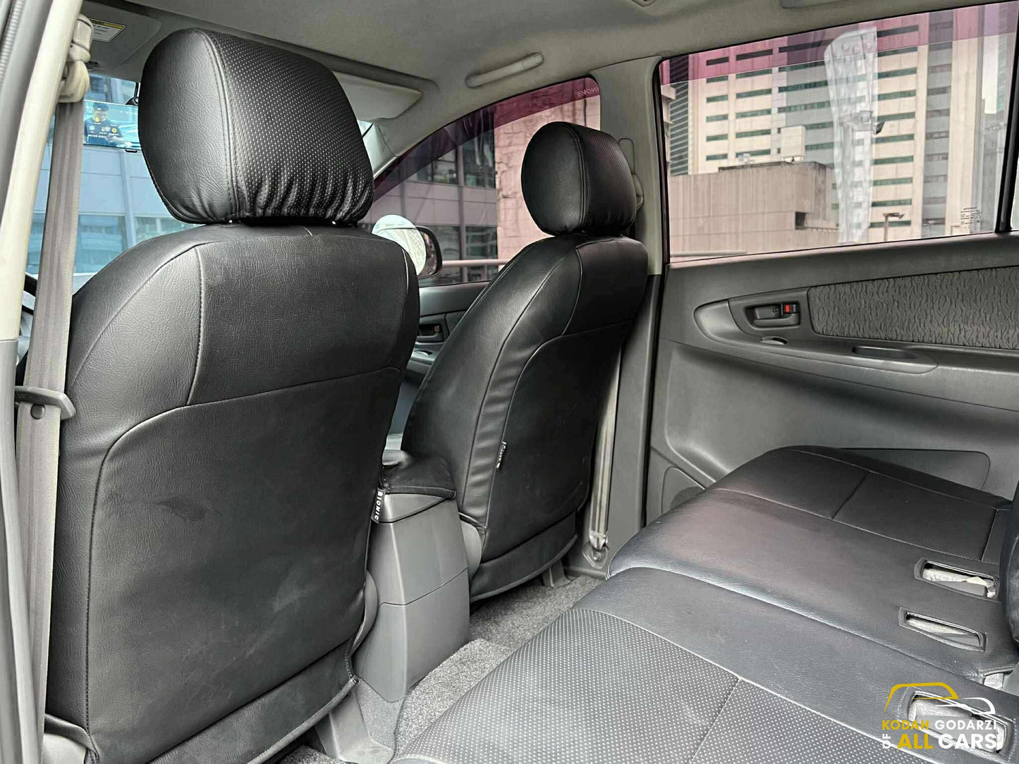 2013 Toyota Innova 2.5 E, Automatic, Diesel