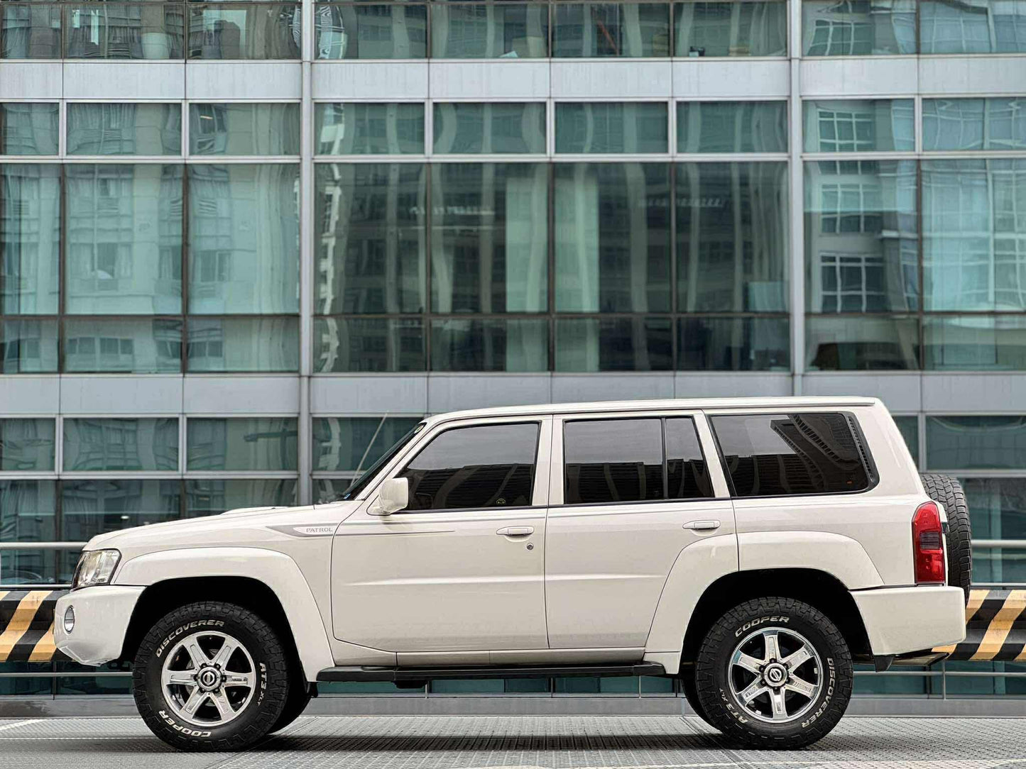 2013 Nissan Patrol Super Safari 4x4 3.0, Automatic, Diesel