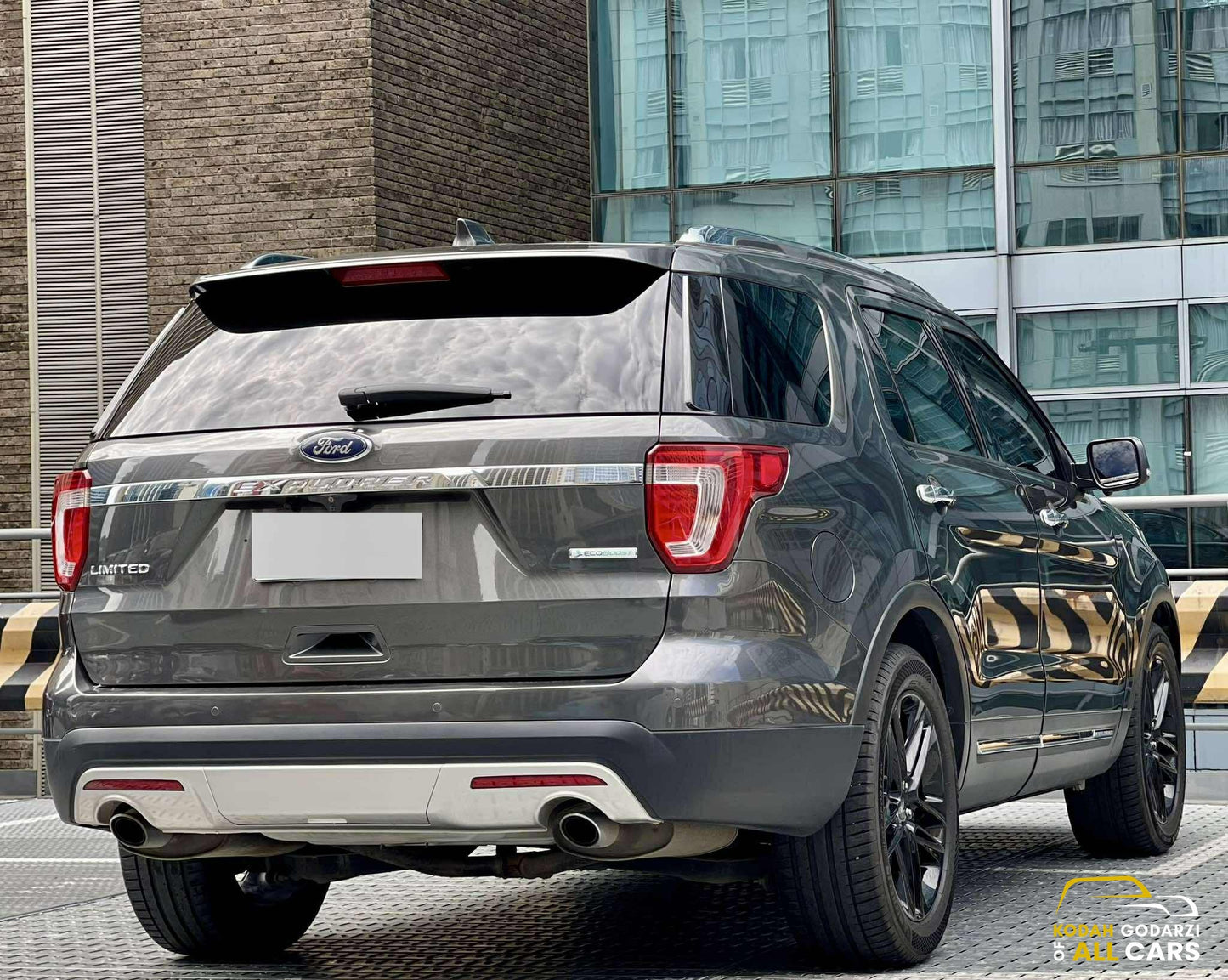 2016 Ford Explorer 2.3 Ecoboost, Automatic, Gas