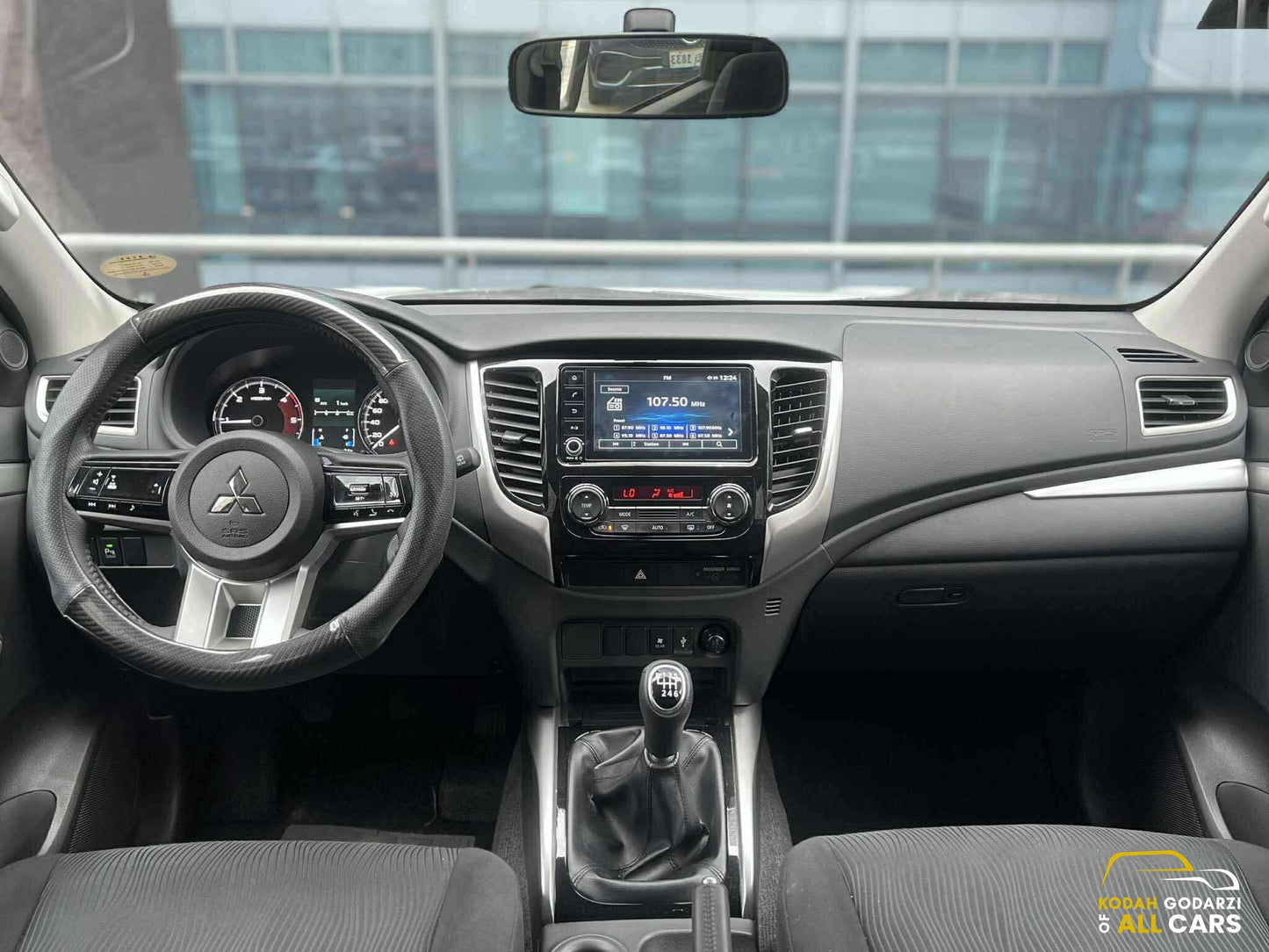 2025 Mitsubishi Montero Sport GLX 2.4, Manual, Diesel