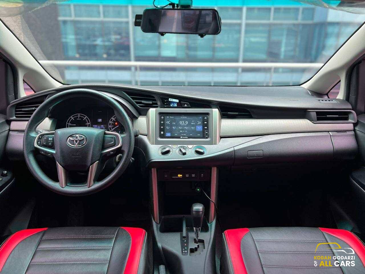 2023 Toyota Innova 2.8 E, Automatic, Diesel