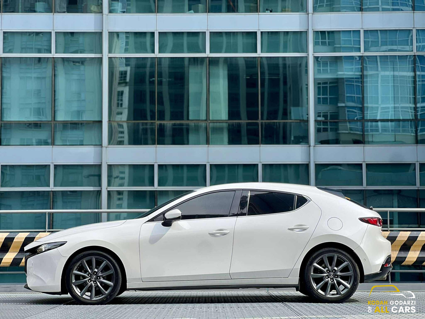 2021 Mazda 3 2.0 Premium Hatchback, Automatic, Gas