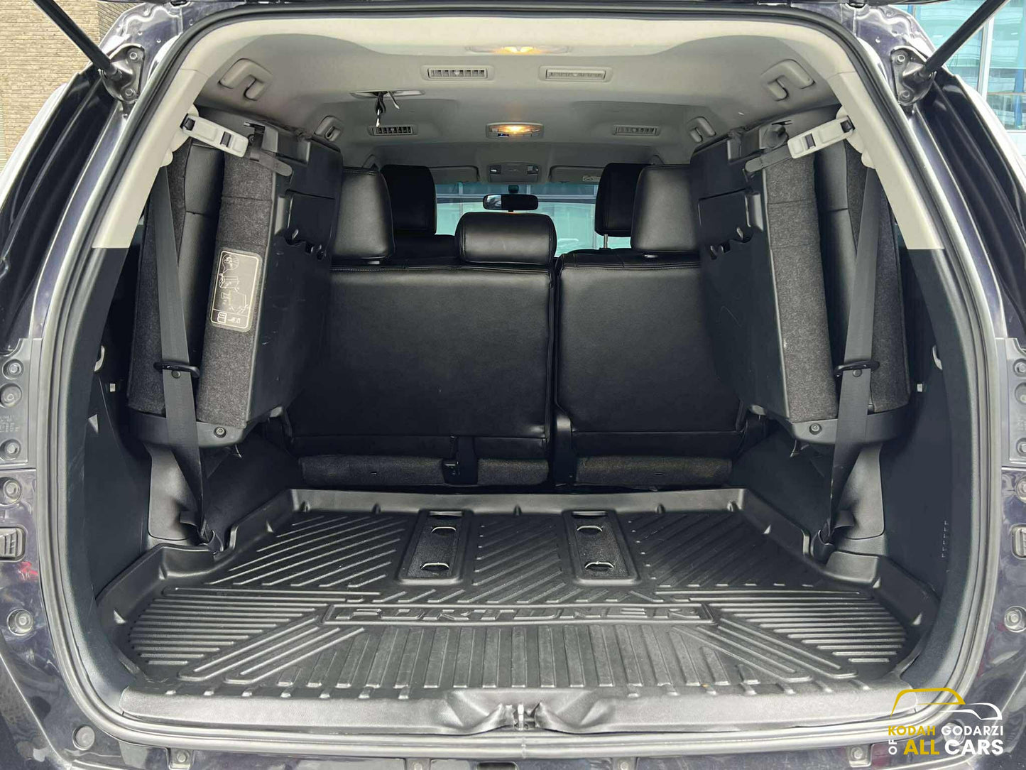 2023 Toyota Fortuner 2.4 V 4x2, Automatic, Diesel