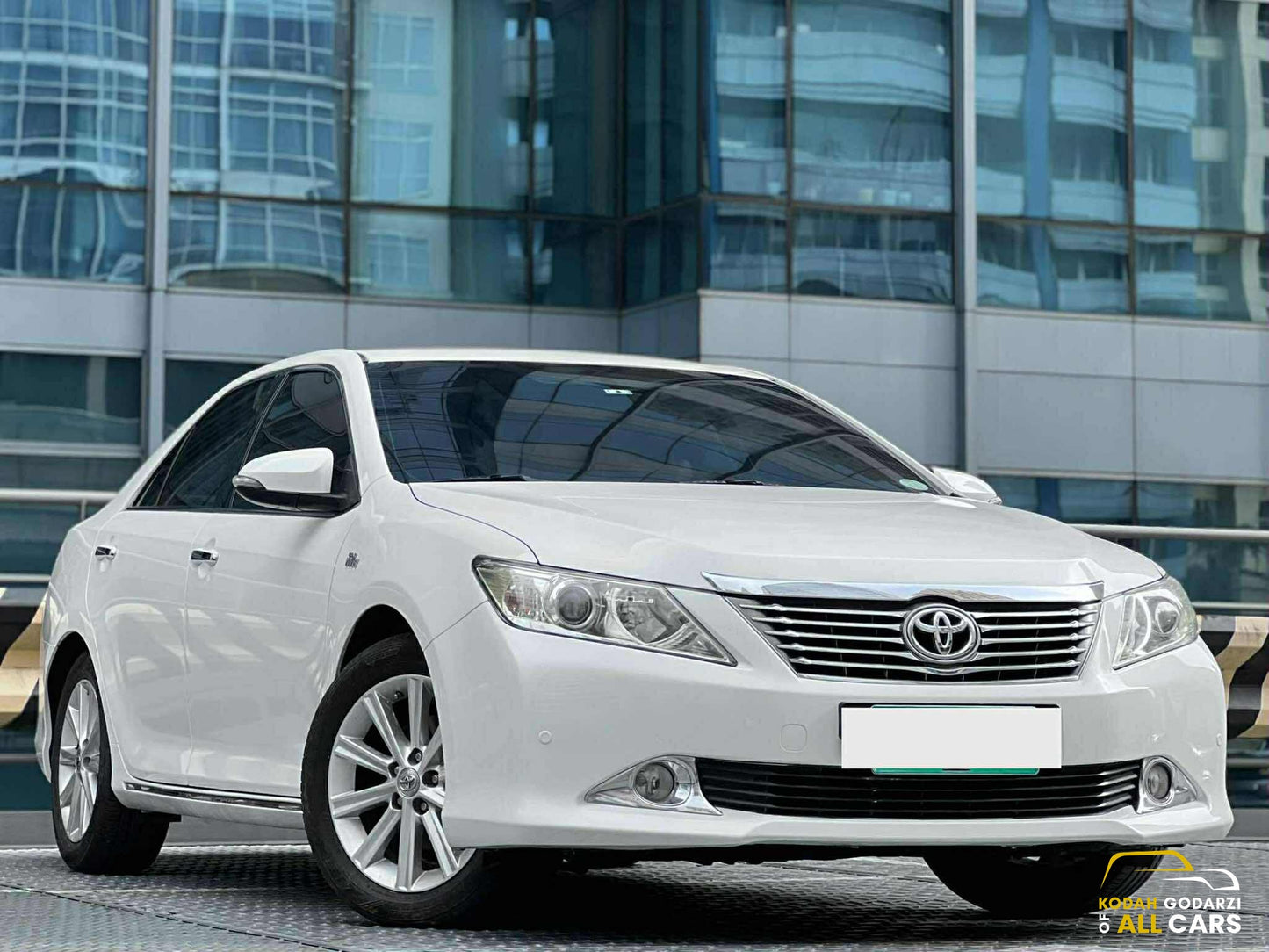 2013 Toyota Camry 2.5 V, Automatic, Gas