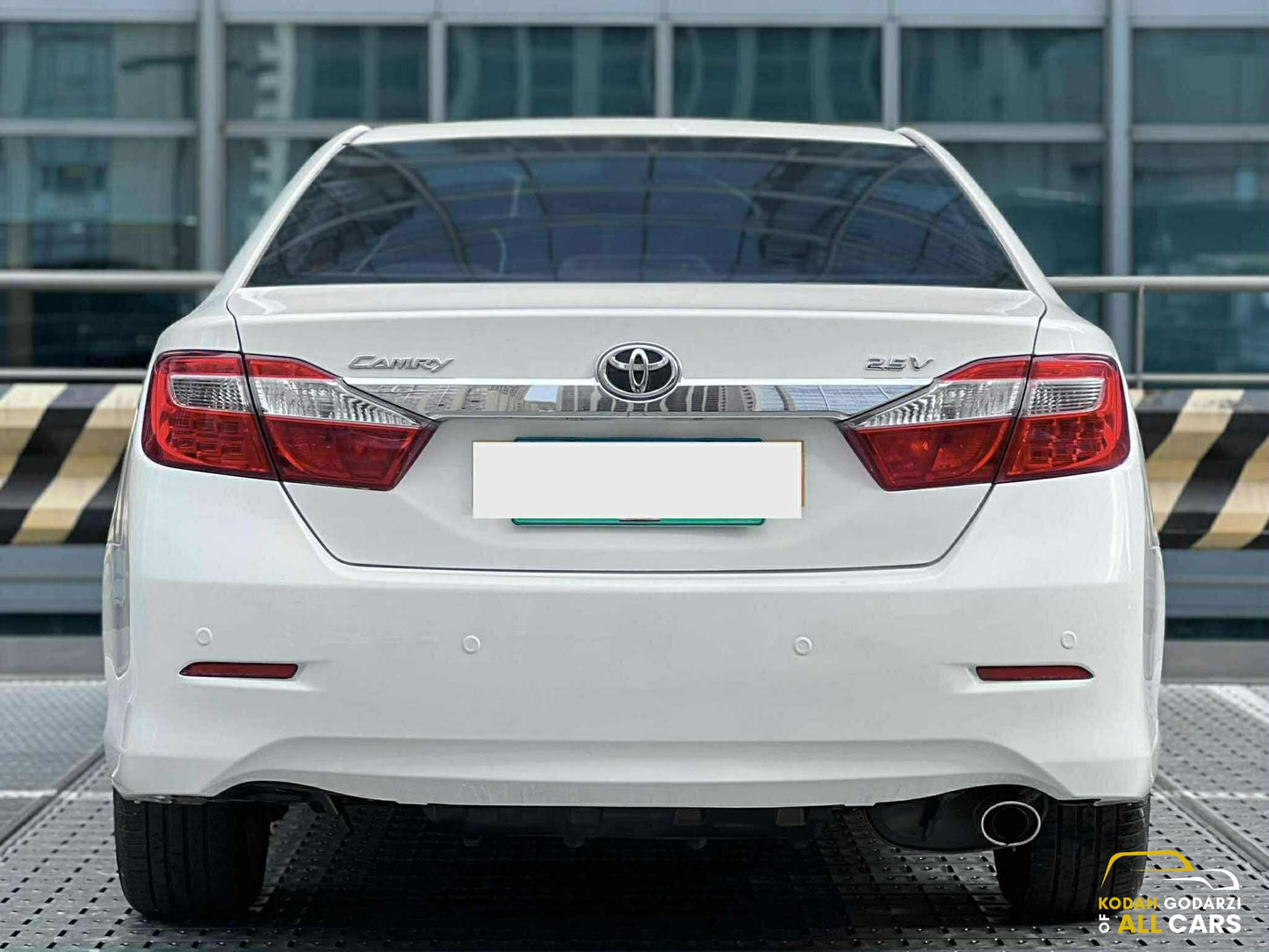 2013 Toyota Camry 2.5 V, Automatic, Gas