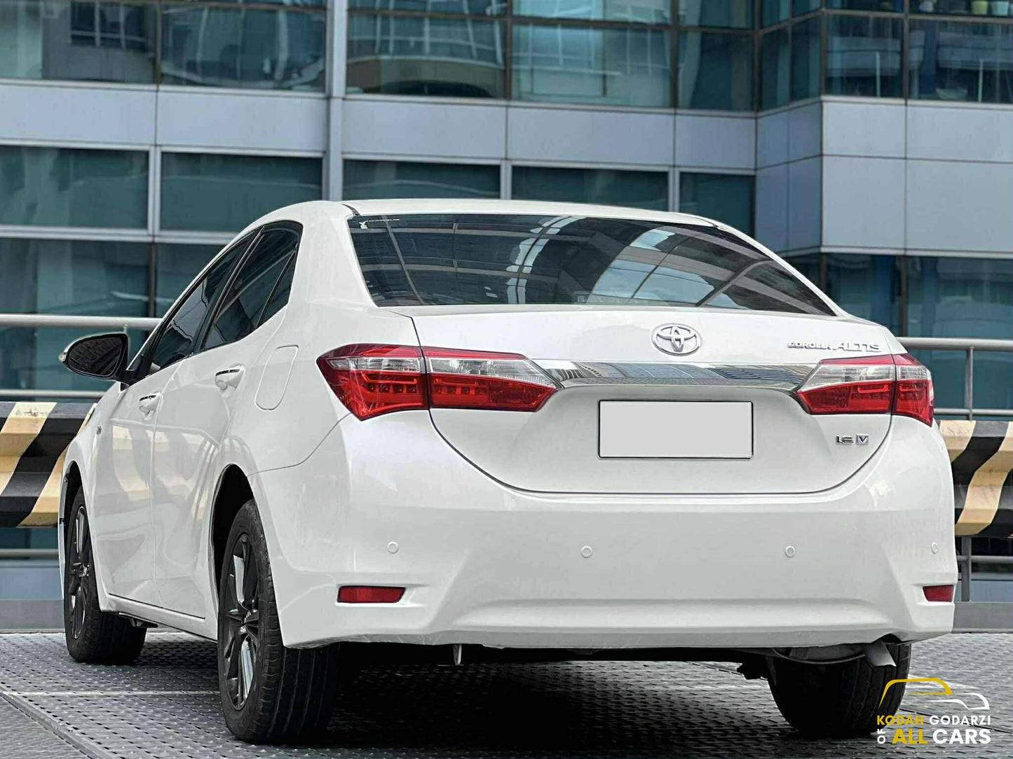 2014 Toyota Altis 1.6 V, Automatic, Gas