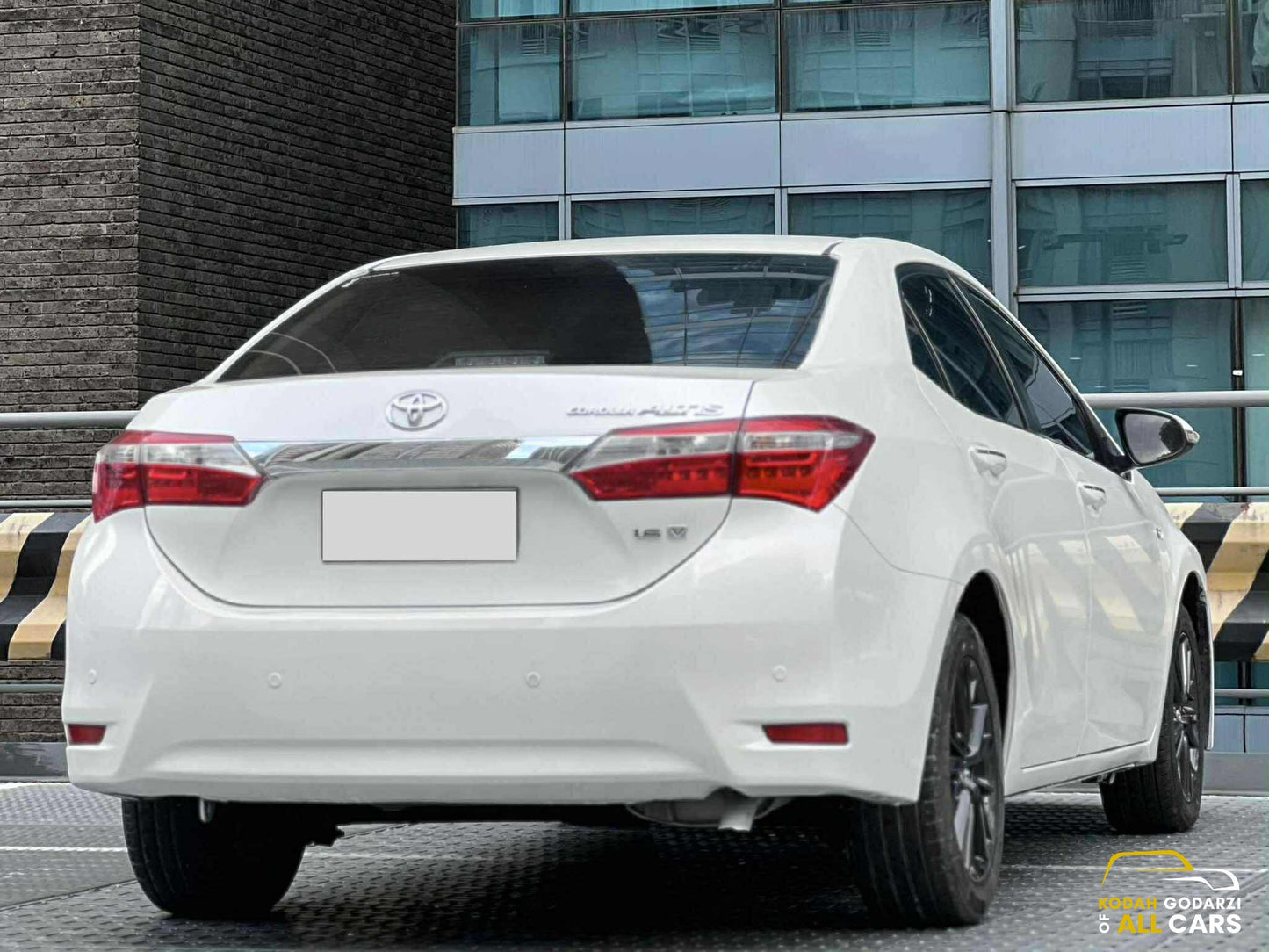 2014 Toyota Altis 1.6 V, Automatic, Gas