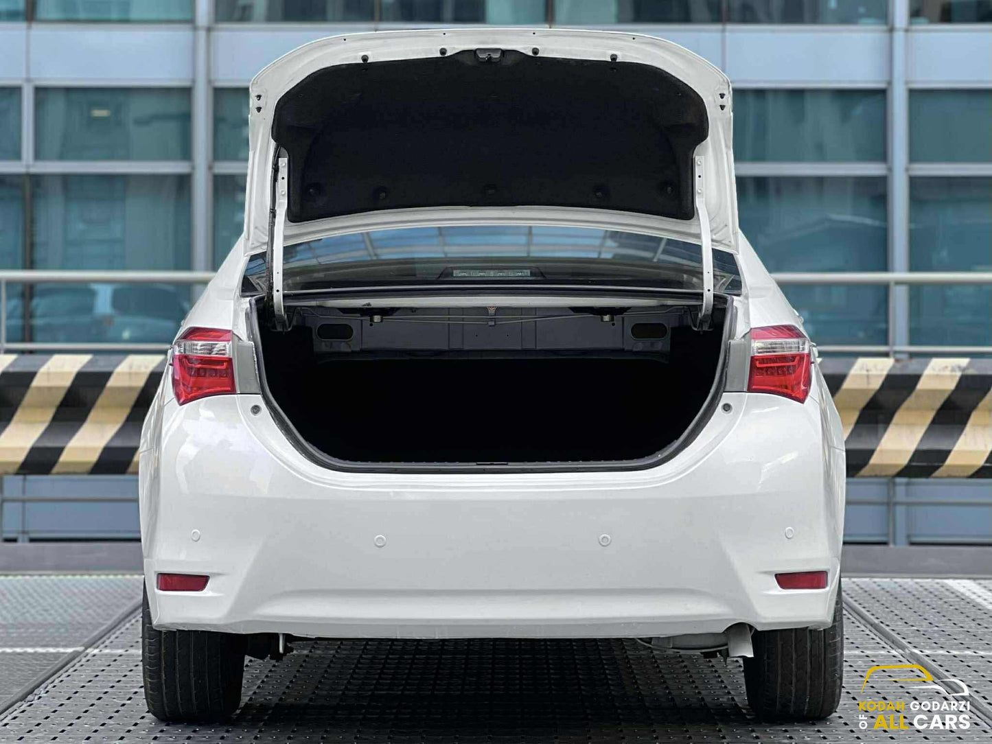 2014 Toyota Altis 1.6 V, Automatic, Gas