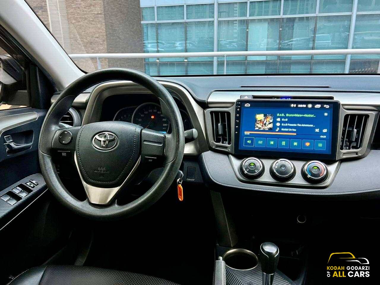2013 Toyota Rav 4 4x2, Automatic, Gas