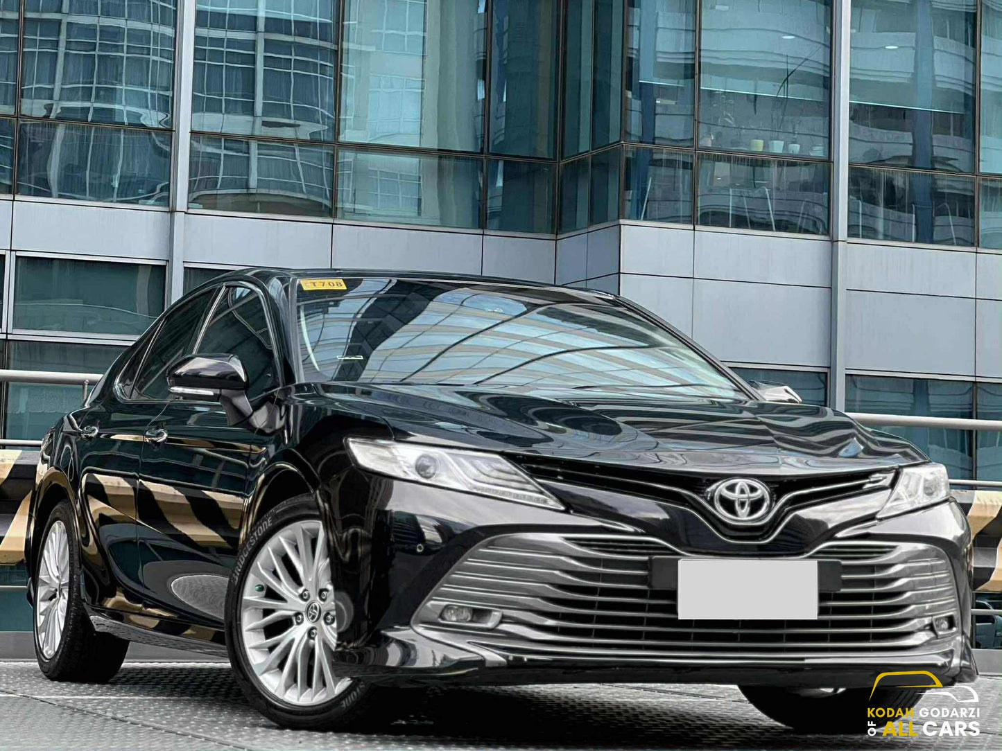 2020 Toyota Camry 2.5 V, Automatic, Gas