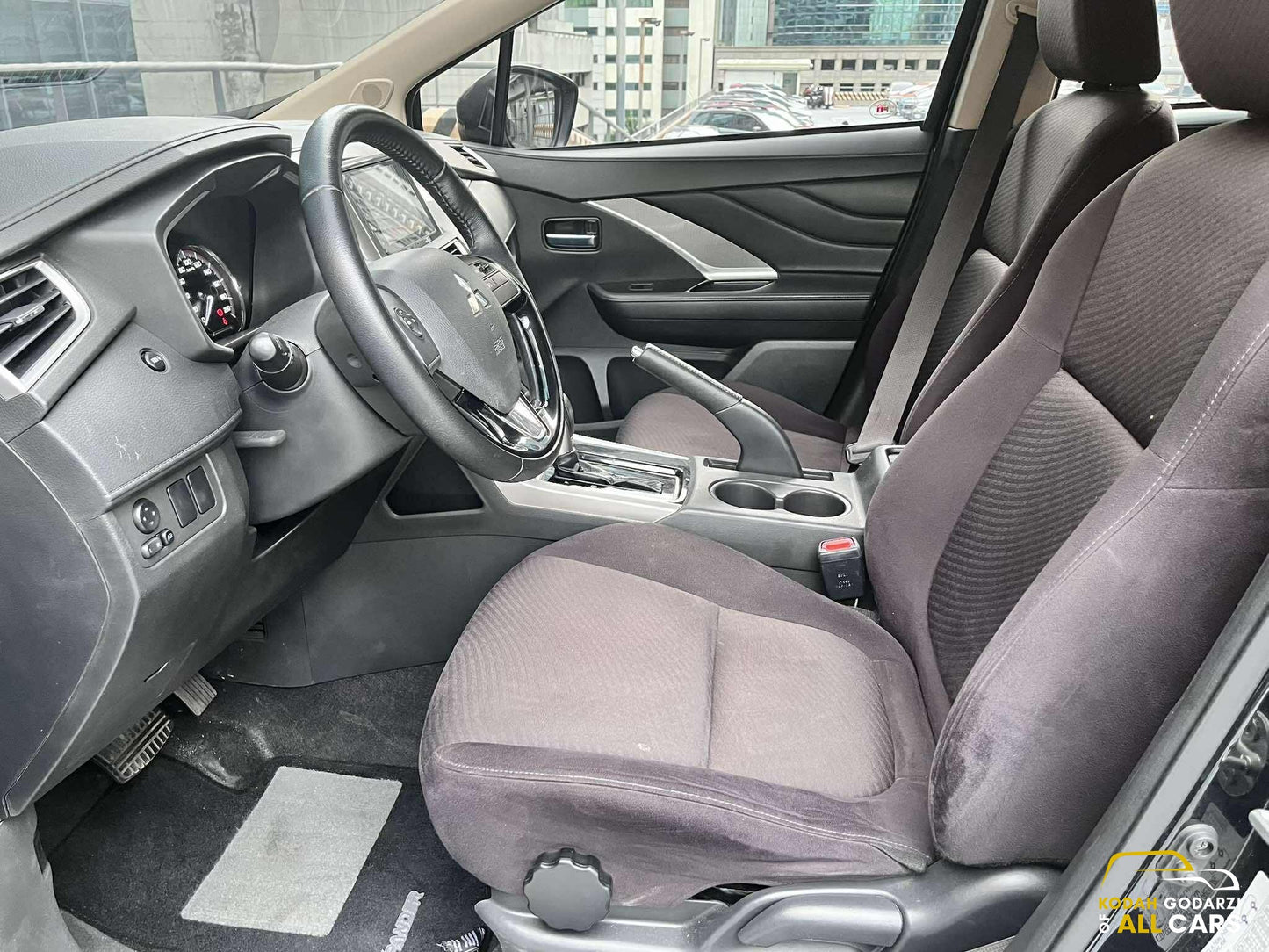 2022 Mitsubishi Xpander 1.5 GLS Black Edition, Automatic, Gas