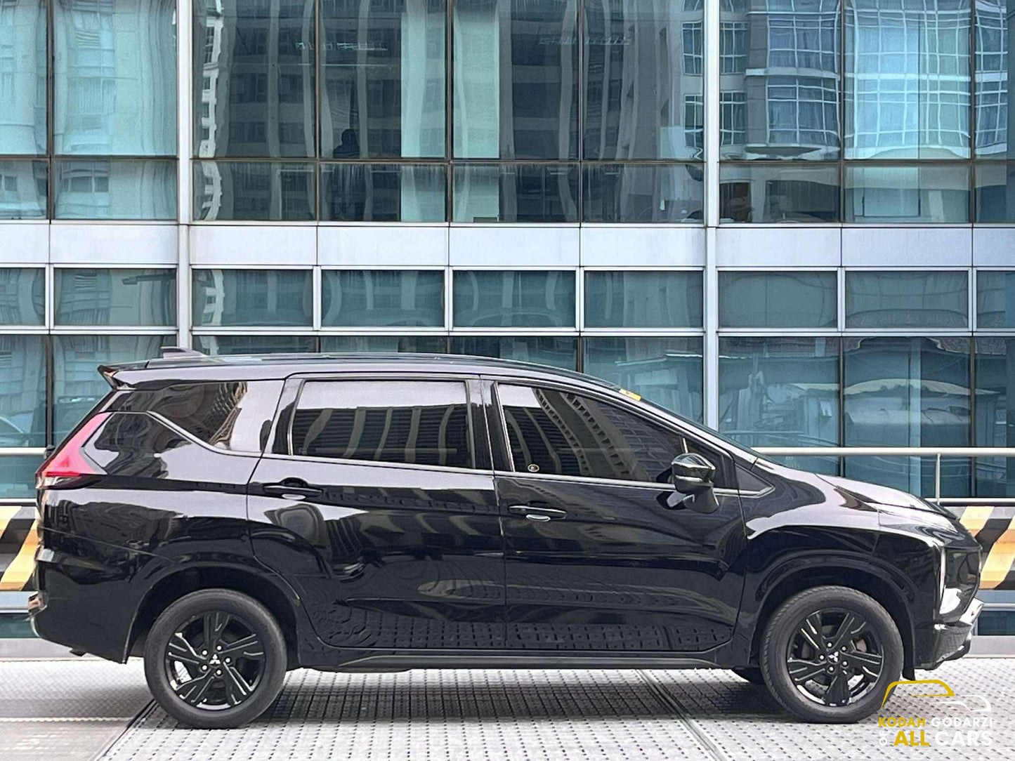 2022 Mitsubishi Xpander 1.5 GLS Black Edition, Automatic, Gas