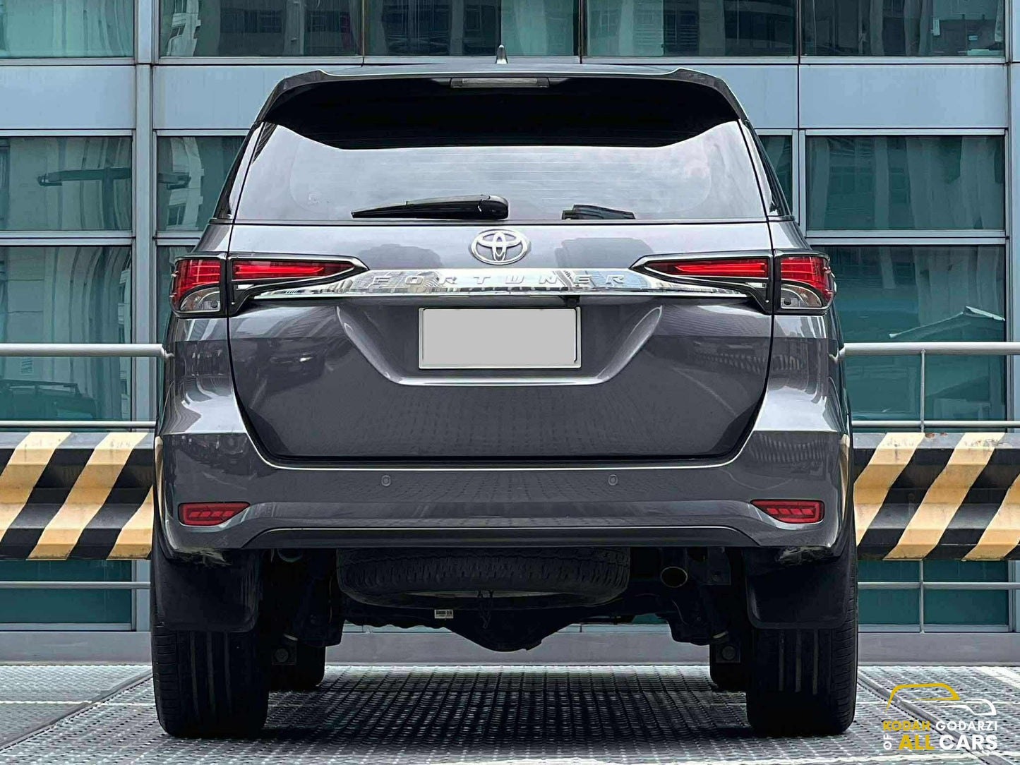 2018 Toyota Fortuner 2.4 G, Manual, Diesel