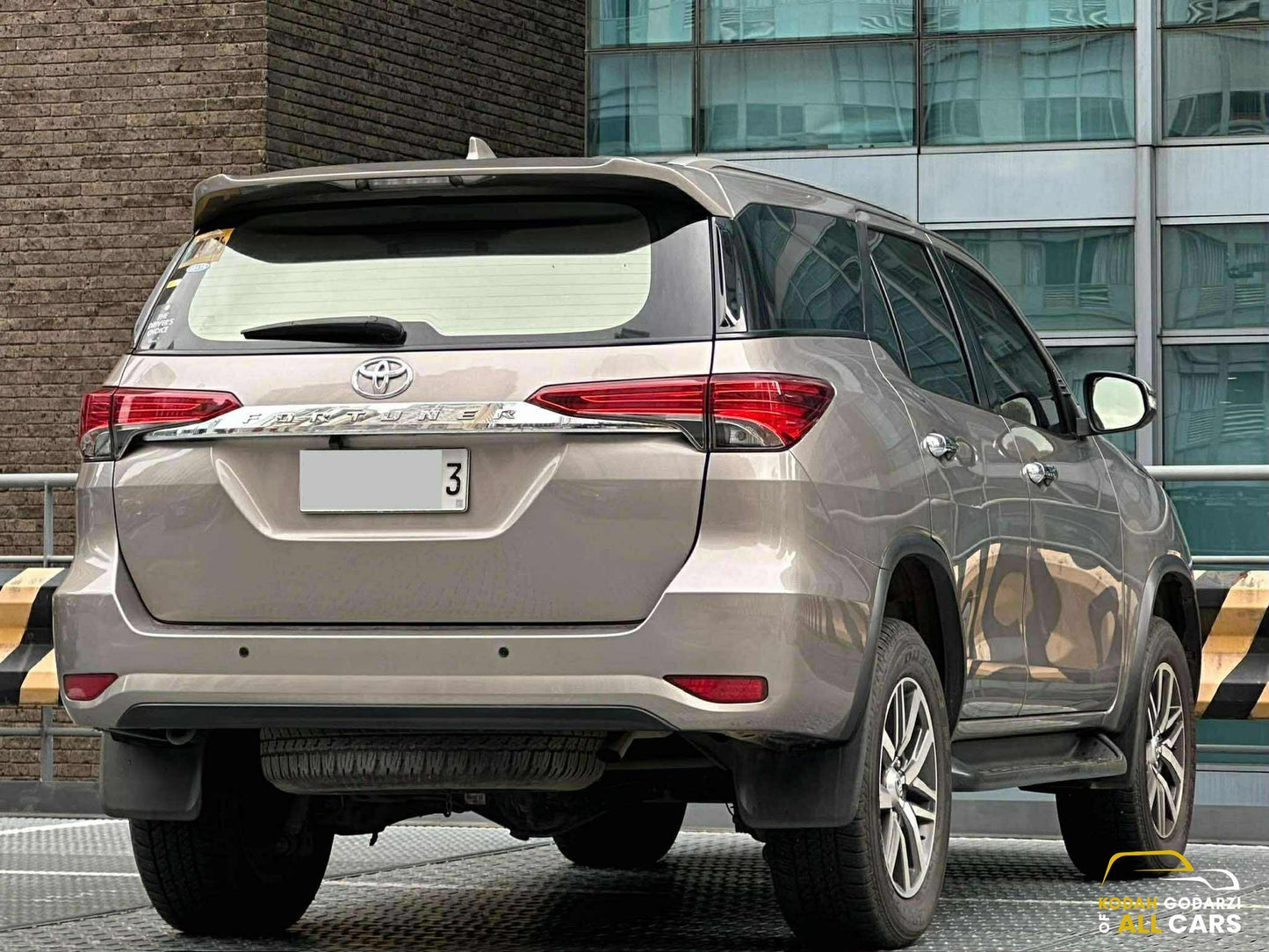 2017 Toyota Fortuner 4x2 G, Automatic, Gas