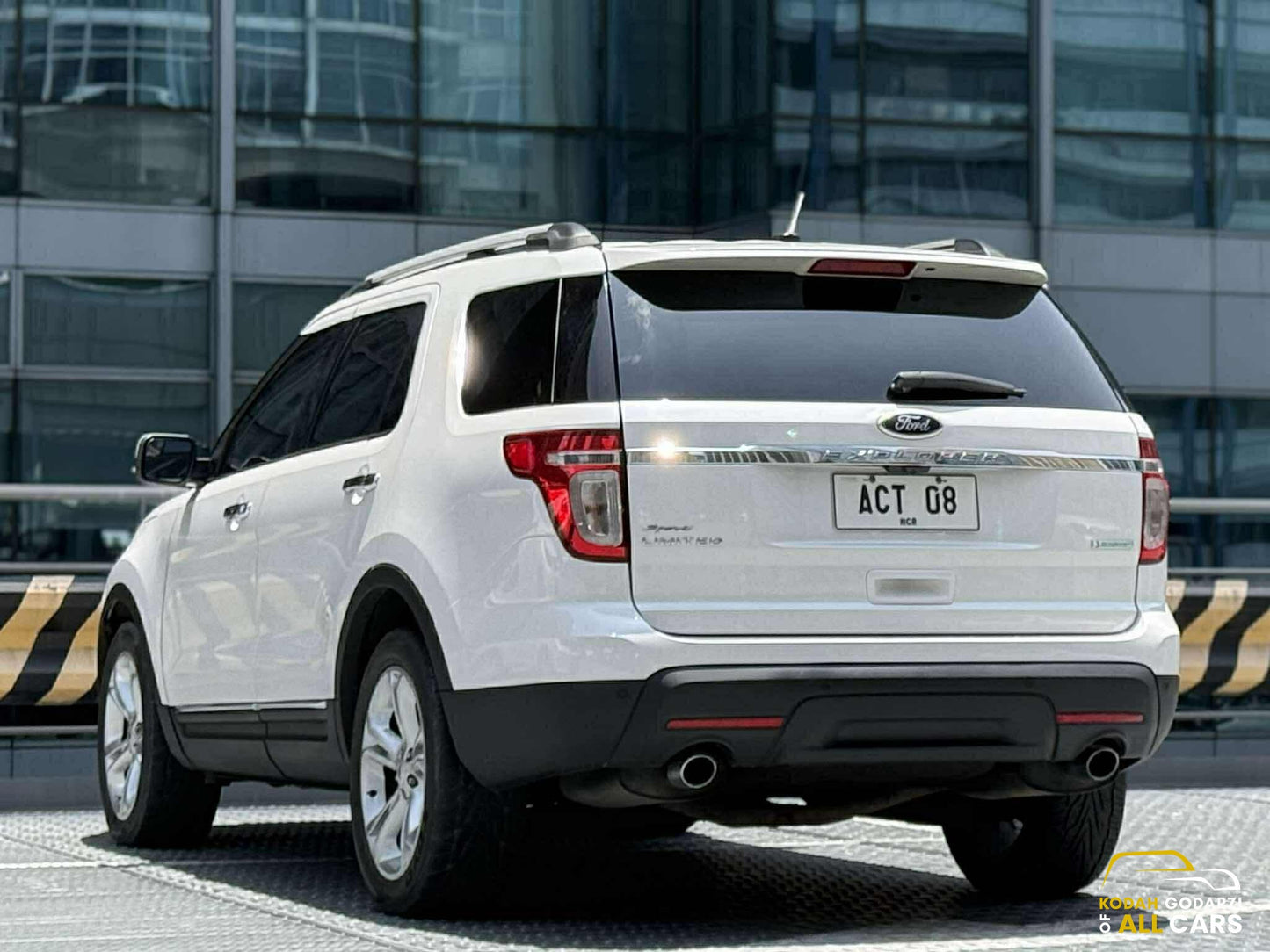 2014 Ford Explorer 4x2 Ecoboost 2.0, Automatic, Gas