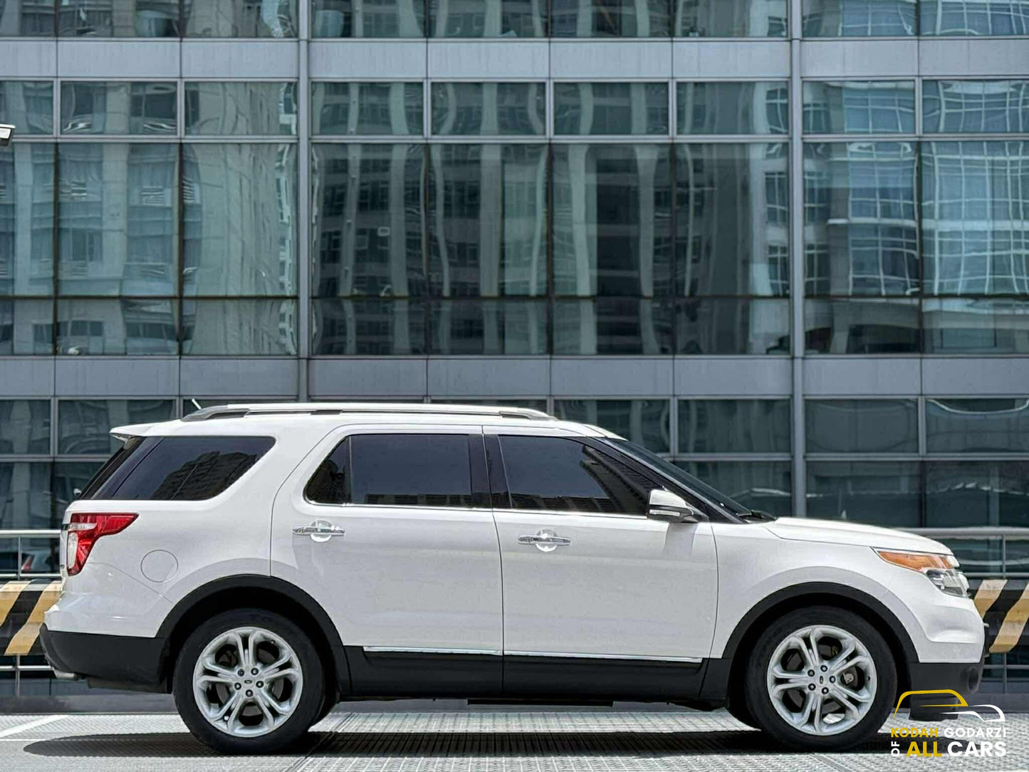 2014 Ford Explorer 4x2 Ecoboost 2.0, Automatic, Gas