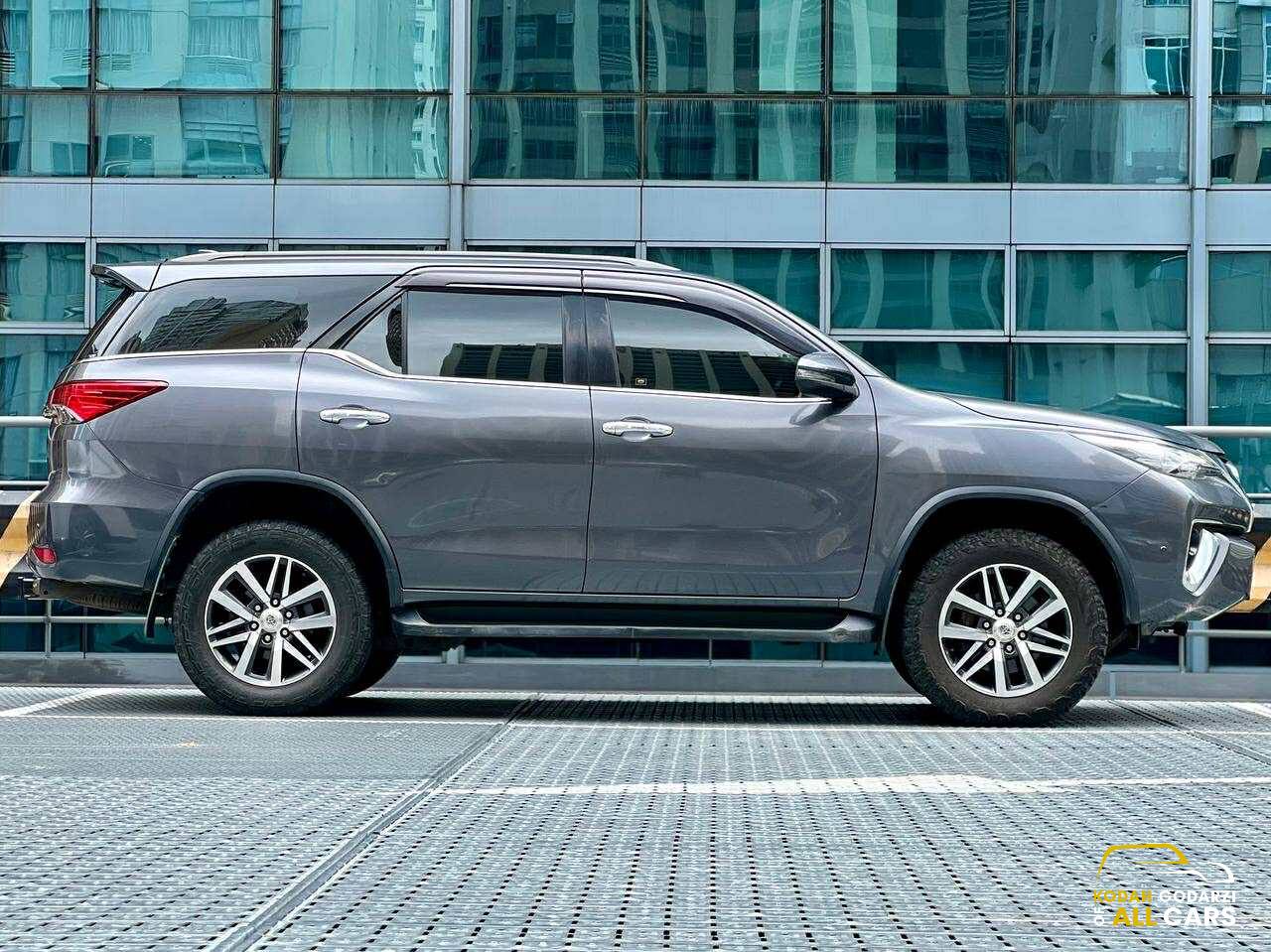 2018 Toyota Fortuner 2.4 4x2 V, Automatic, Diesel