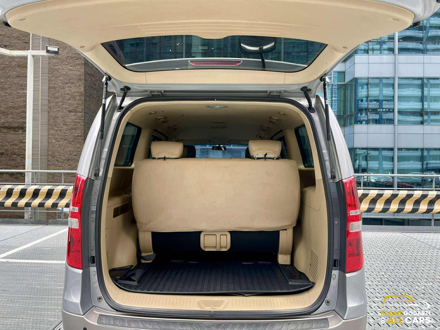 2019 Hyundai Grand Starex 2.5, Automatic, Diesel