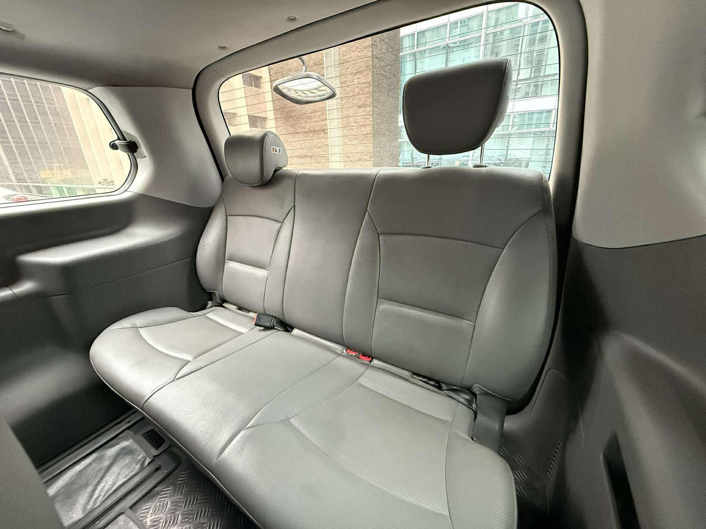 2015 Hyundai Grand Starex HVX 2.5, Automatic, Diesel