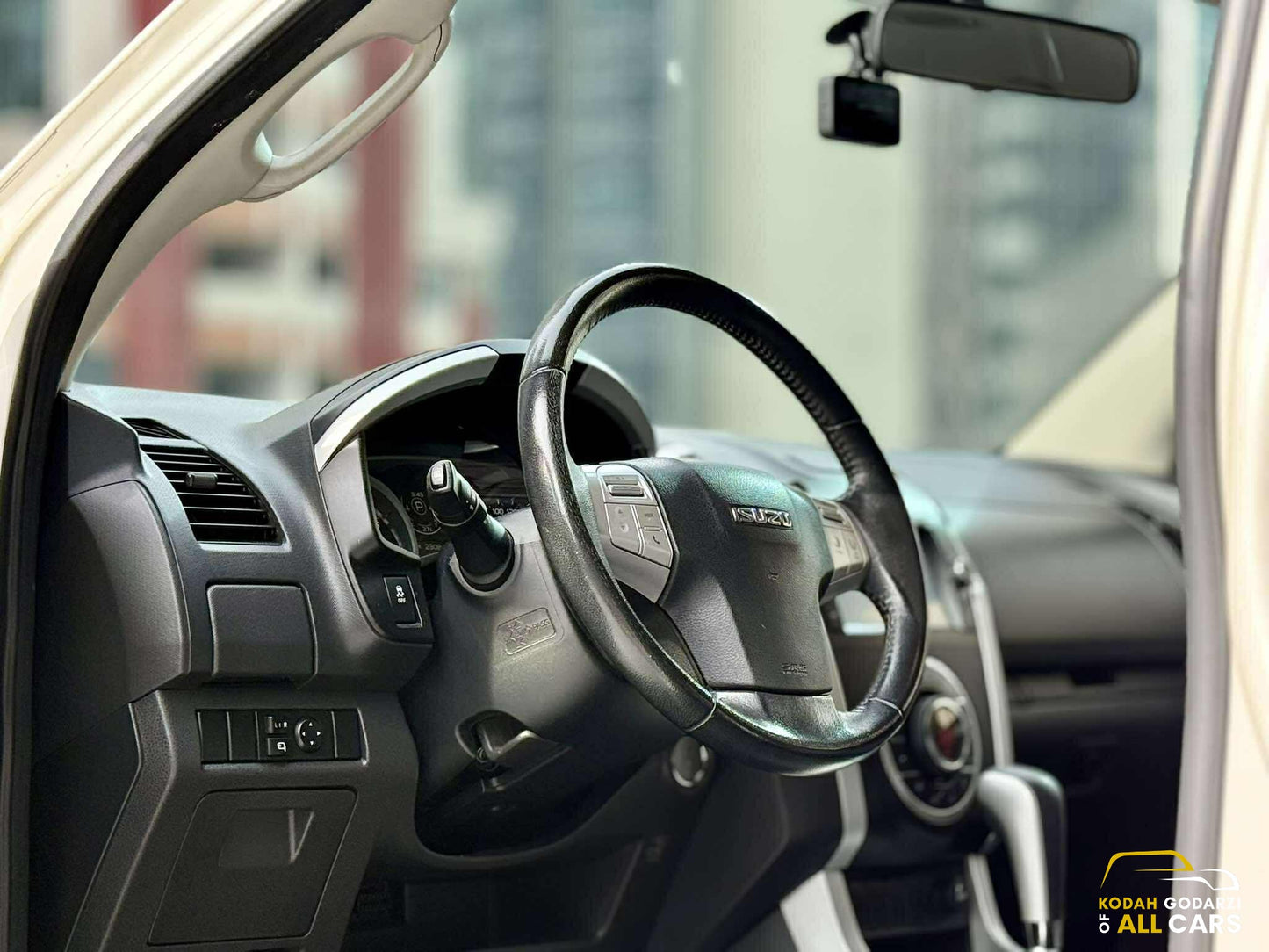 2017 Isuzu MUX LSA 4x2 2.5, Automatic, Diesel