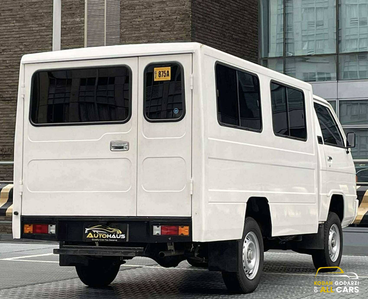 2025 Mitsubishi L300 2.2D FB Body Dual Ac, Manual, Diesel