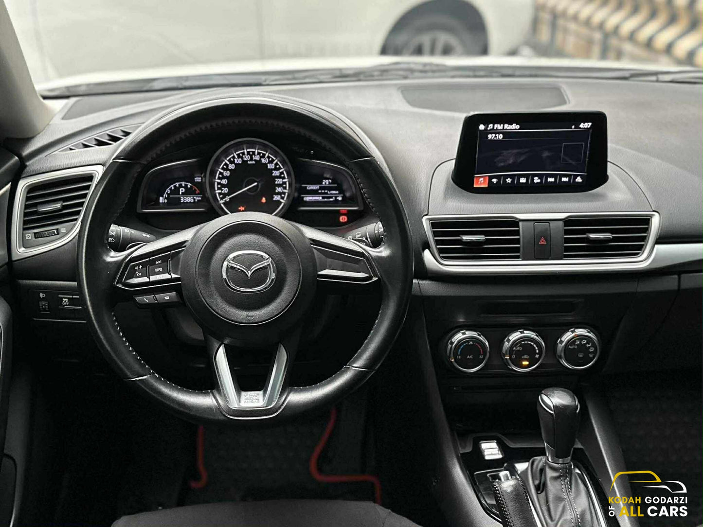 2018 Mazda 3 1.5 Hatchback, Automatic, Gas